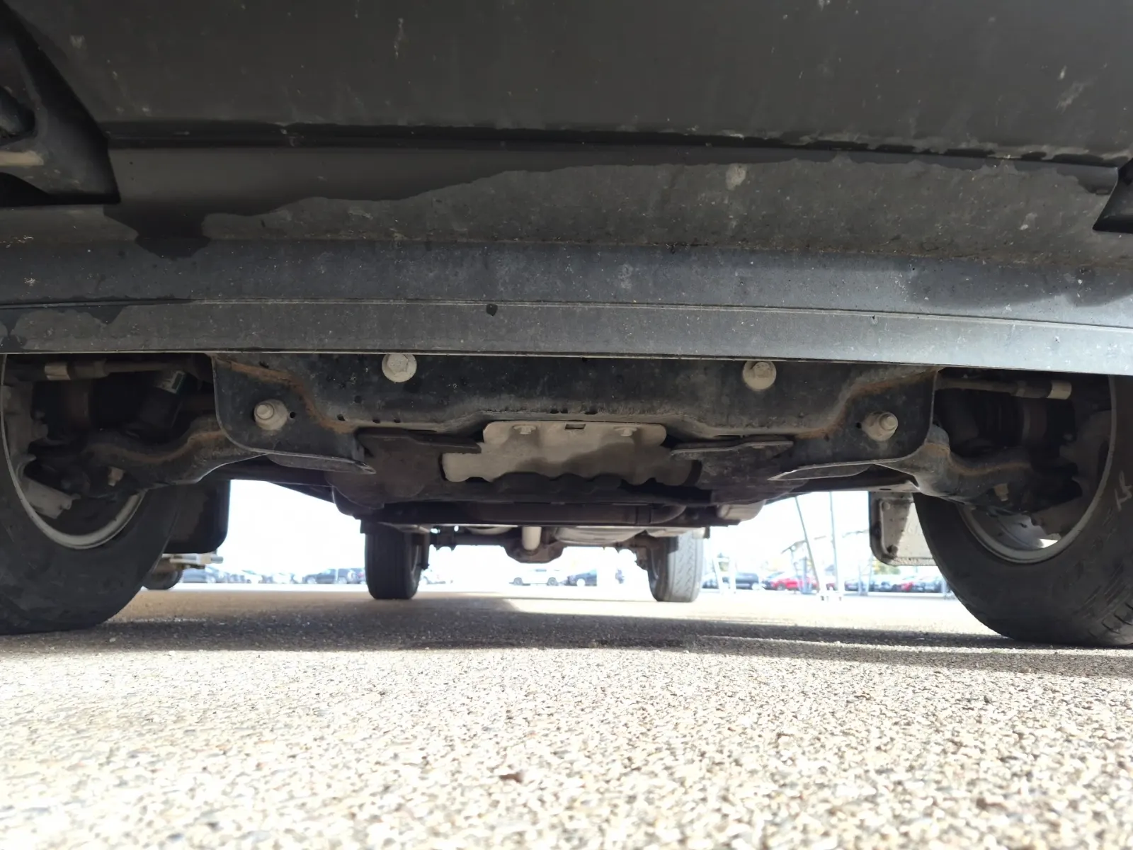 Undercarriage - Front Photo