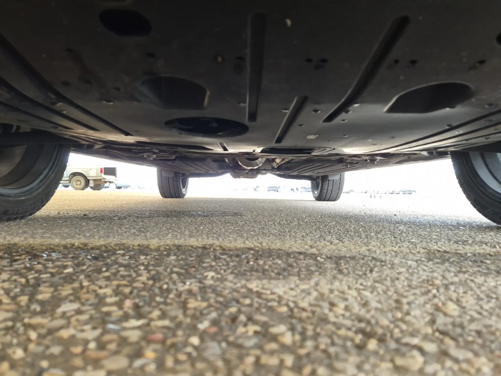 Undercarriage - Front Photo