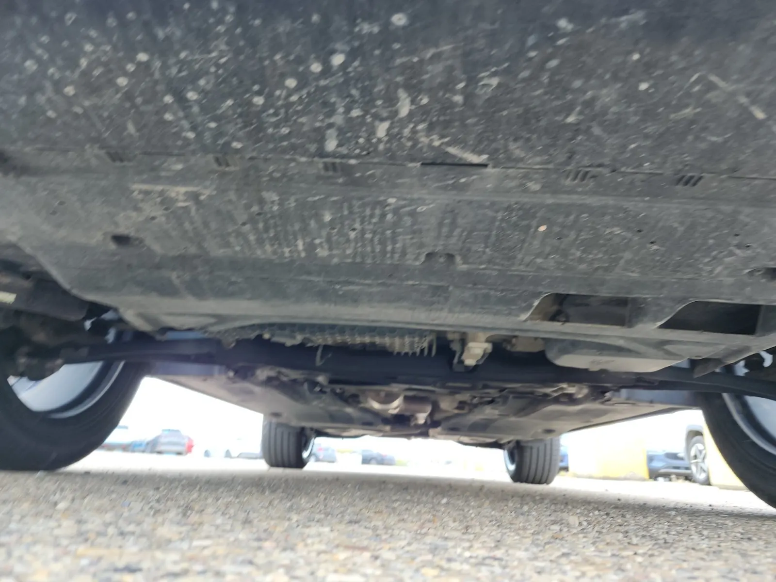 Undercarriage - Front Photo