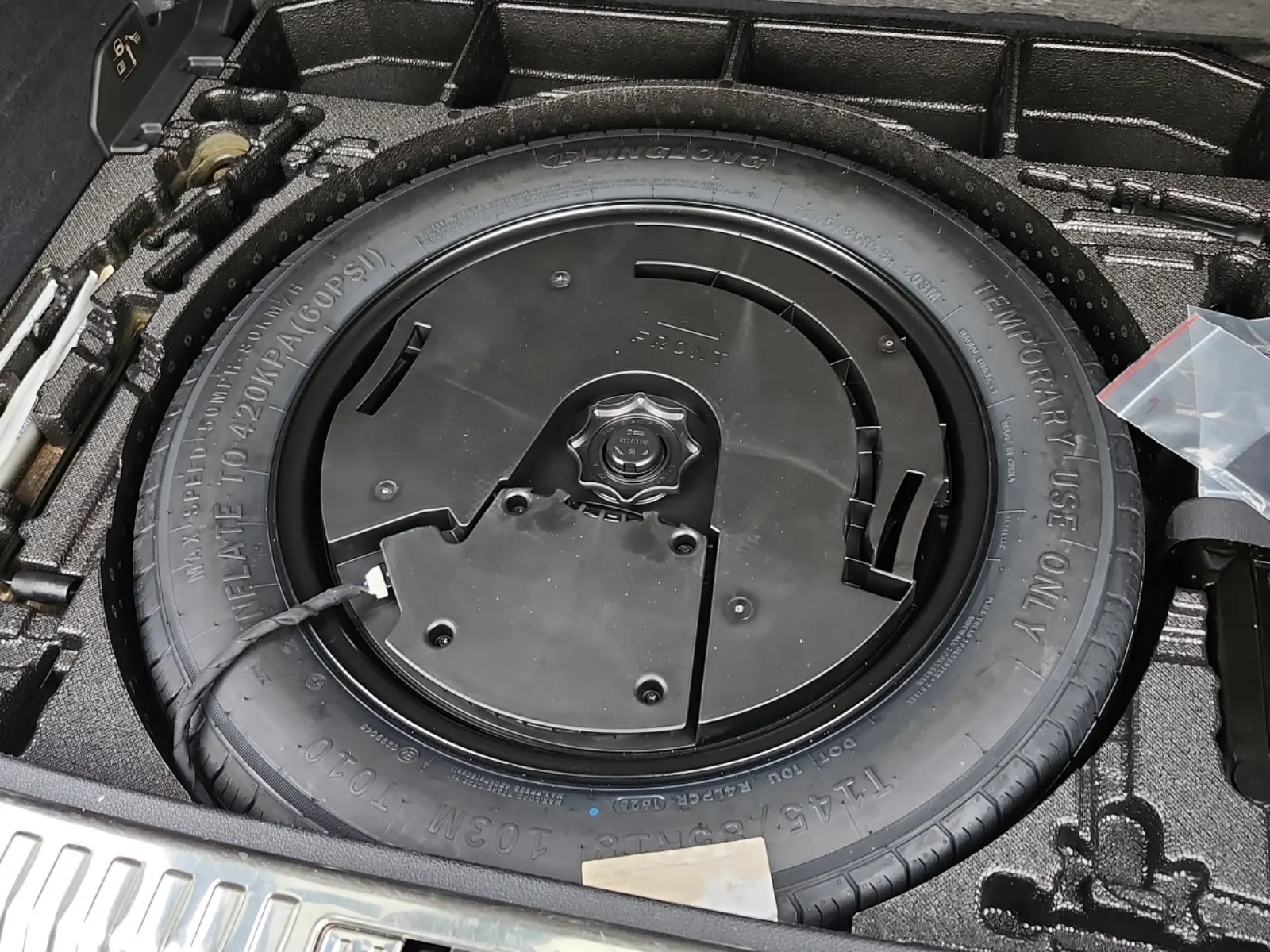 Spare Tire & Wheel Photo