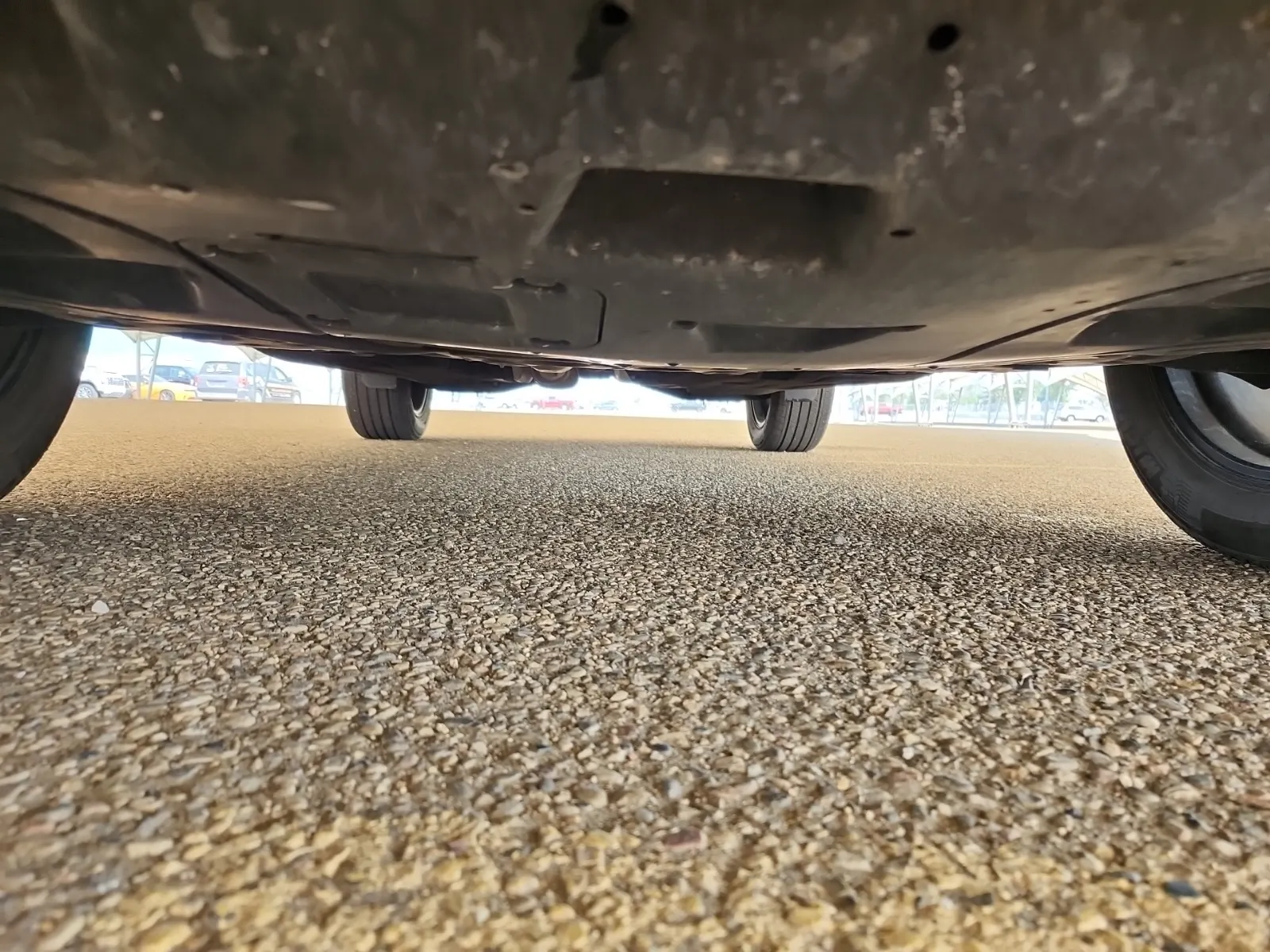 Undercarriage - Front Photo