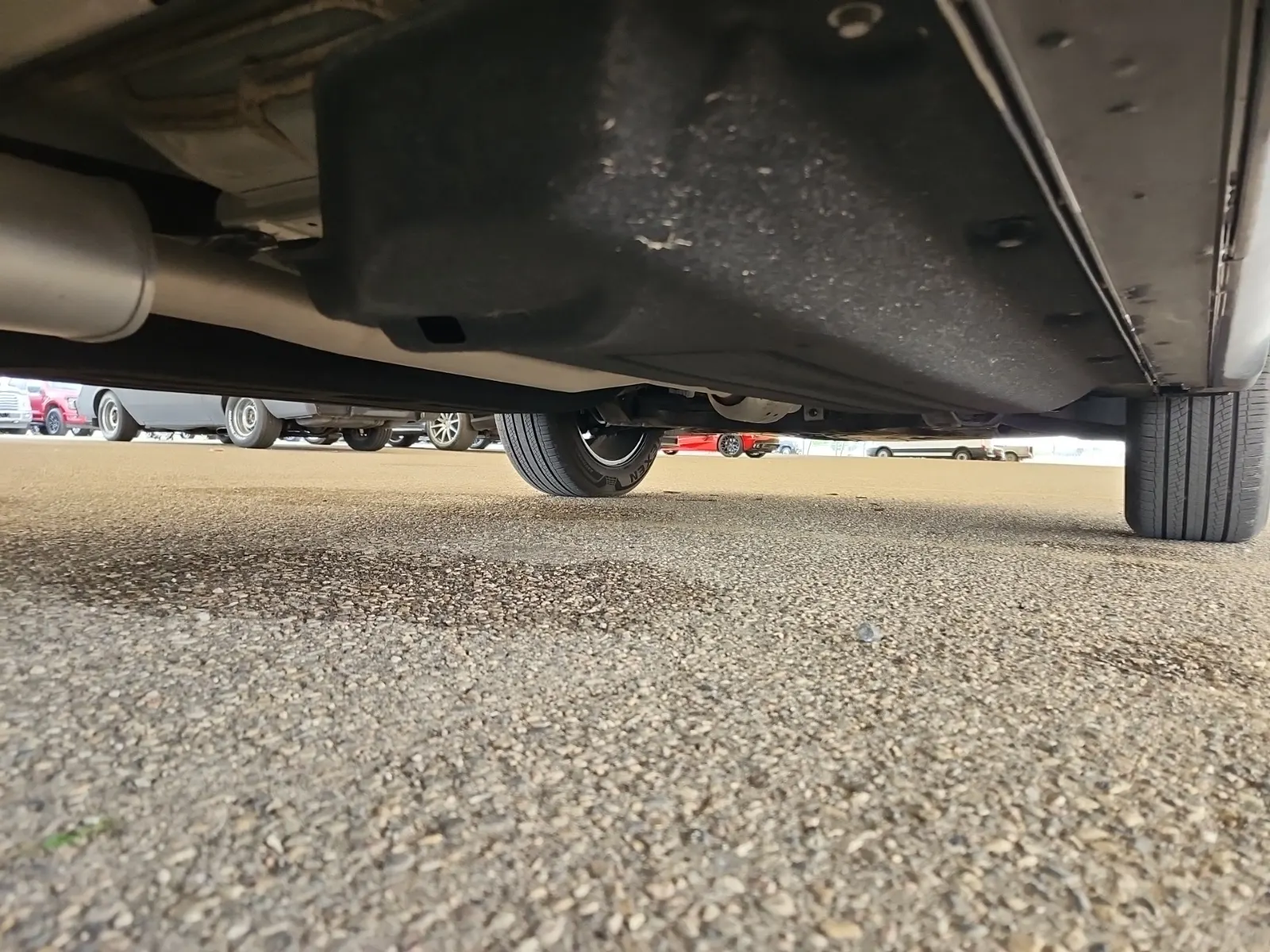 Undercarriage - Passenger Photo