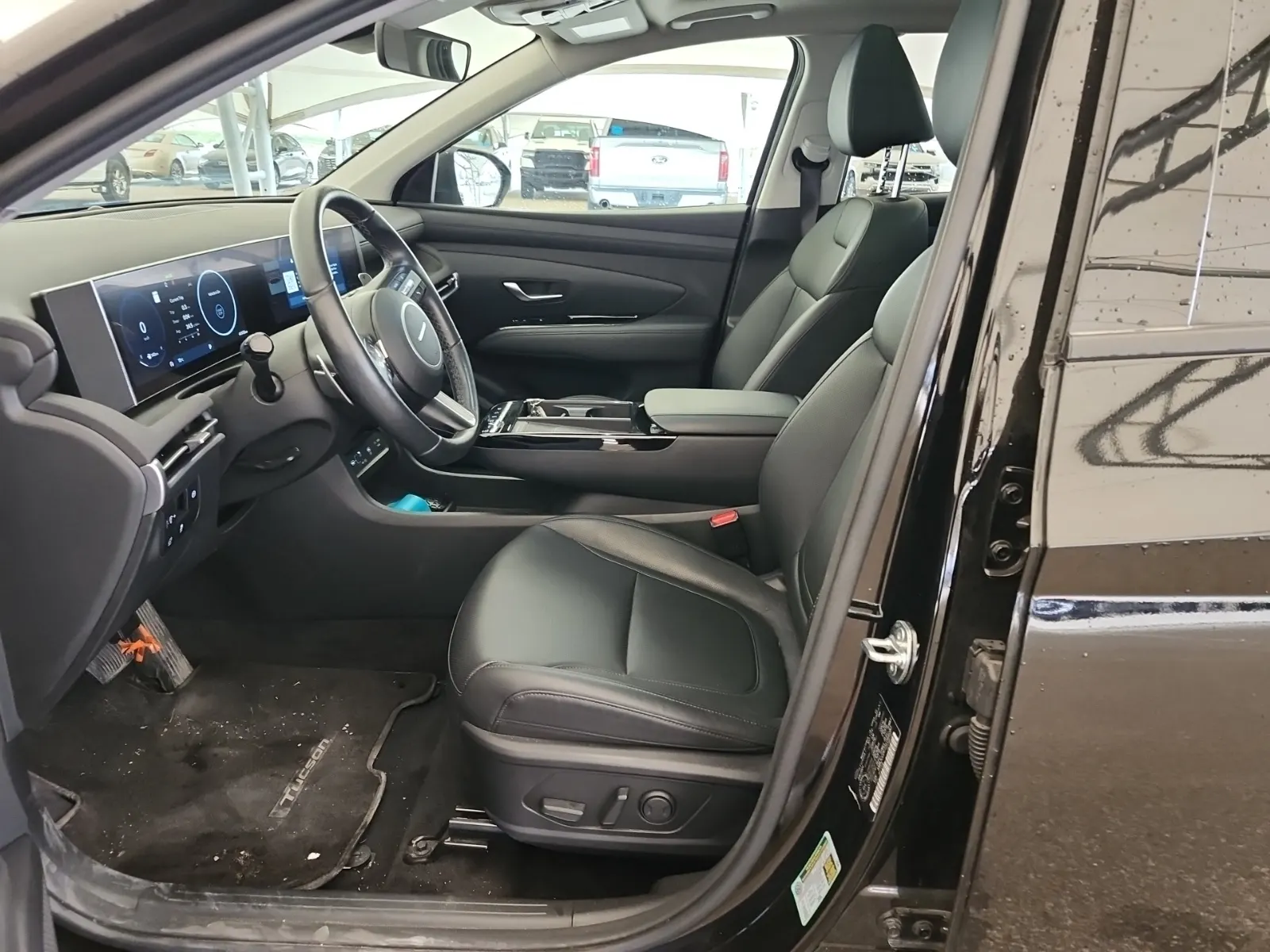 Front Interior Photo