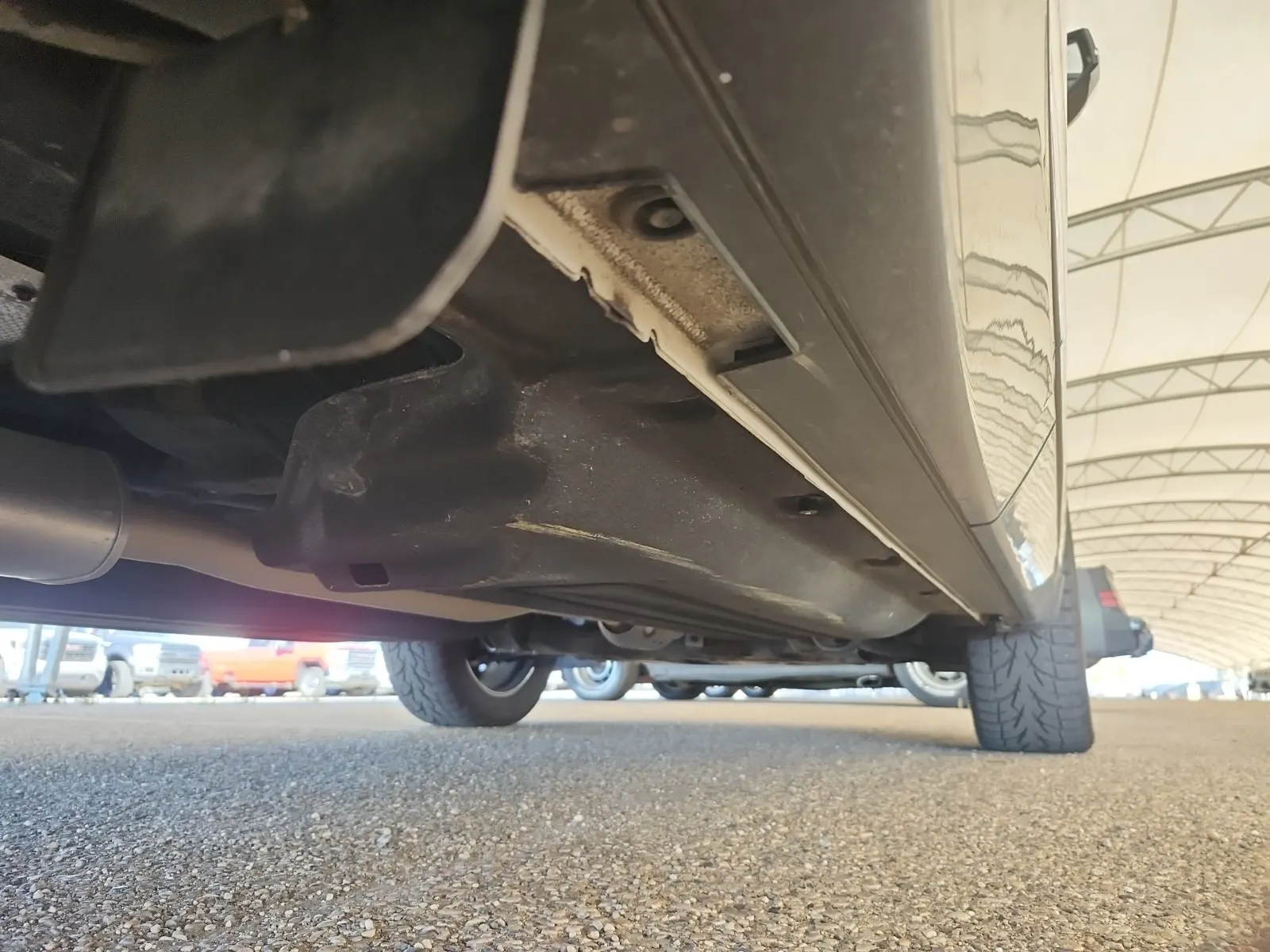 Undercarriage - Passenger Photo