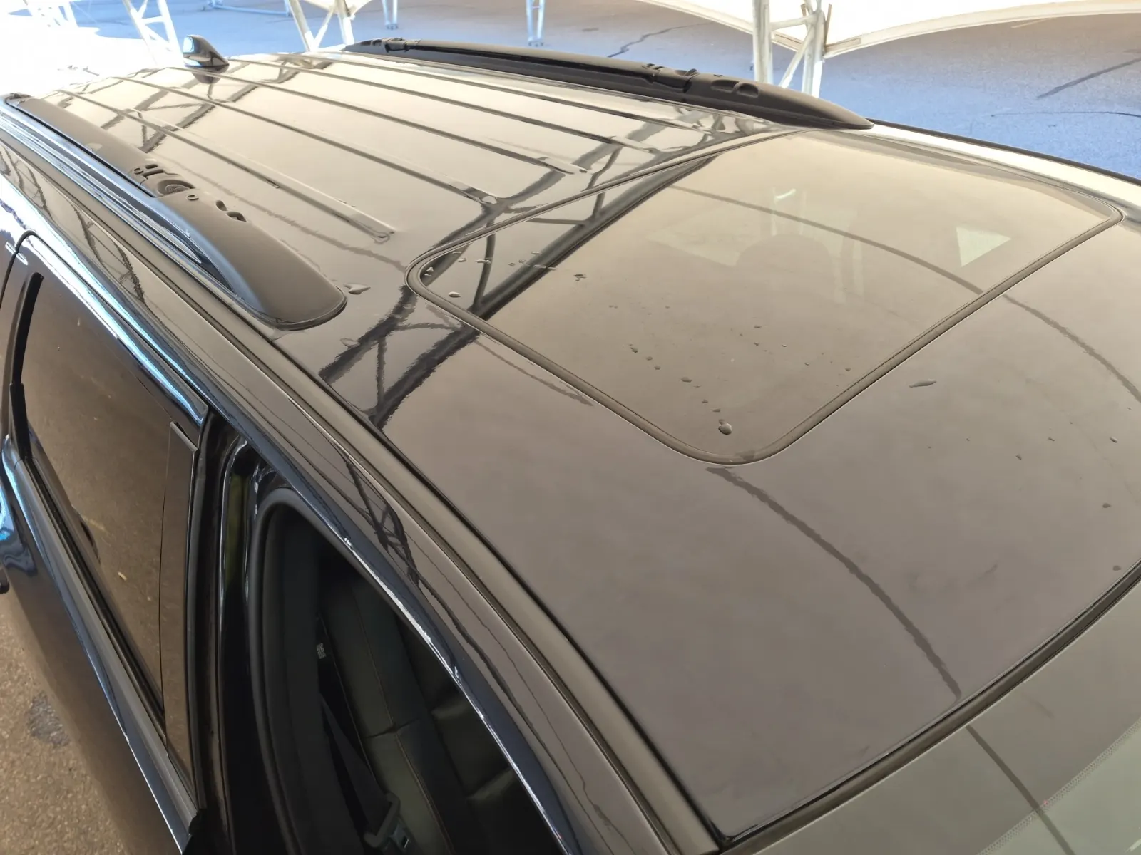 Exterior Roof Photo