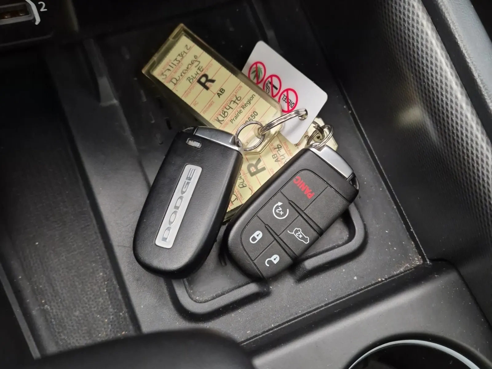 Keys/Fobs/Manual Photo