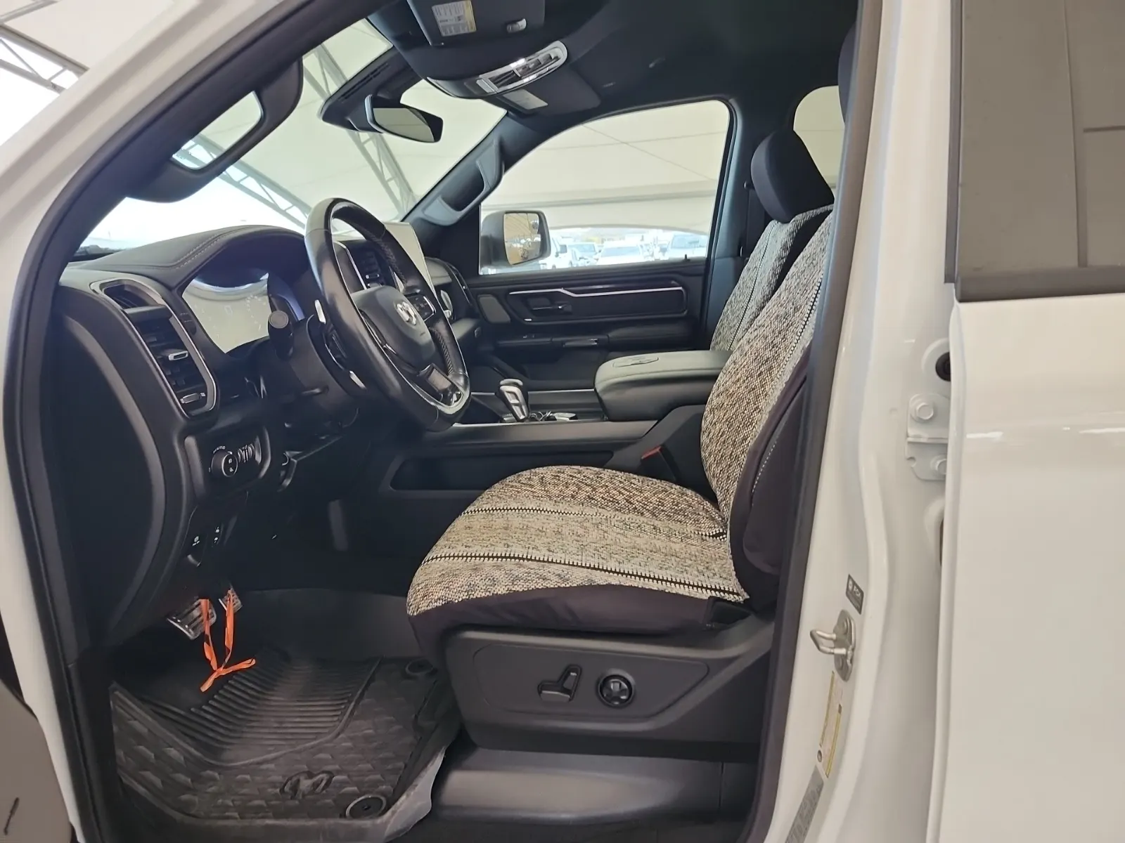 Front Interior Photo