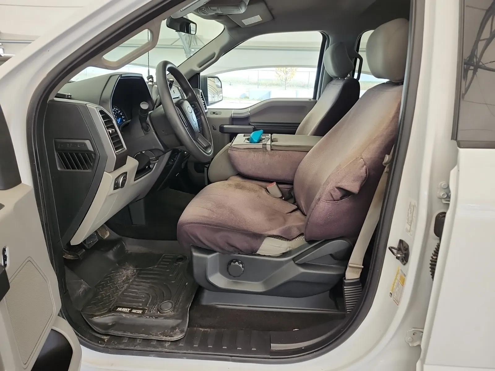 Front Interior Photo