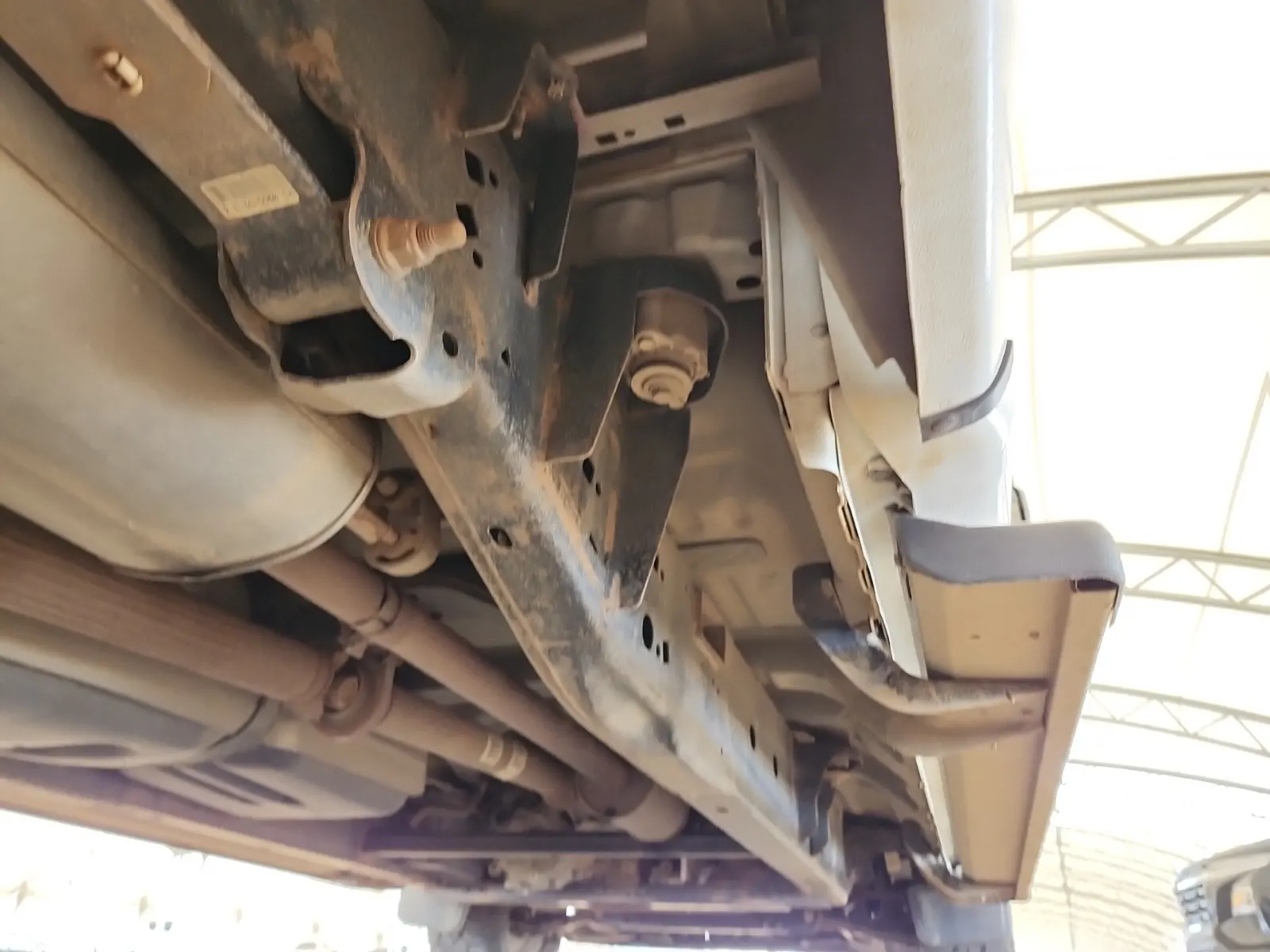Undercarriage - Passenger Photo