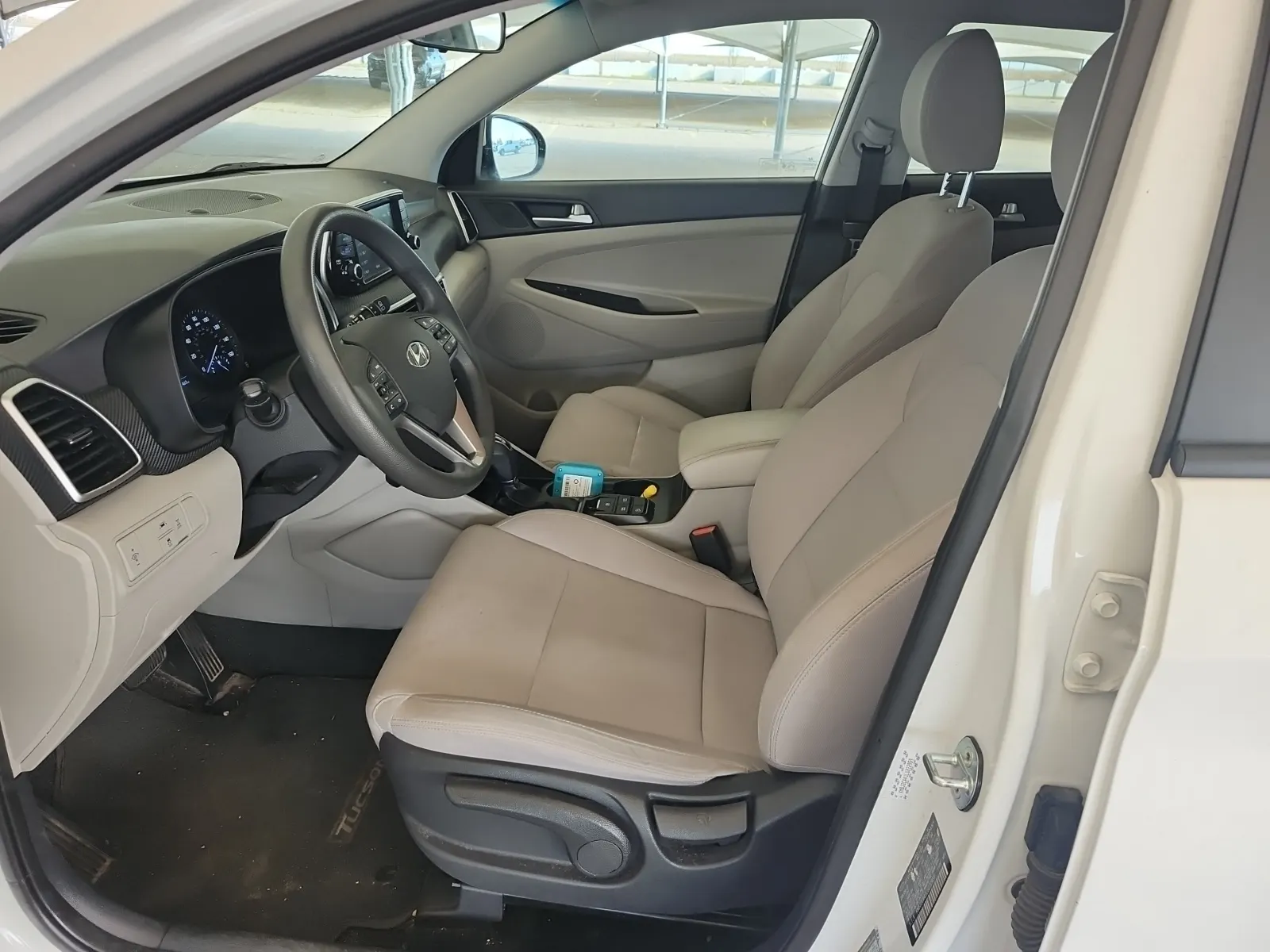Front Interior Photo
