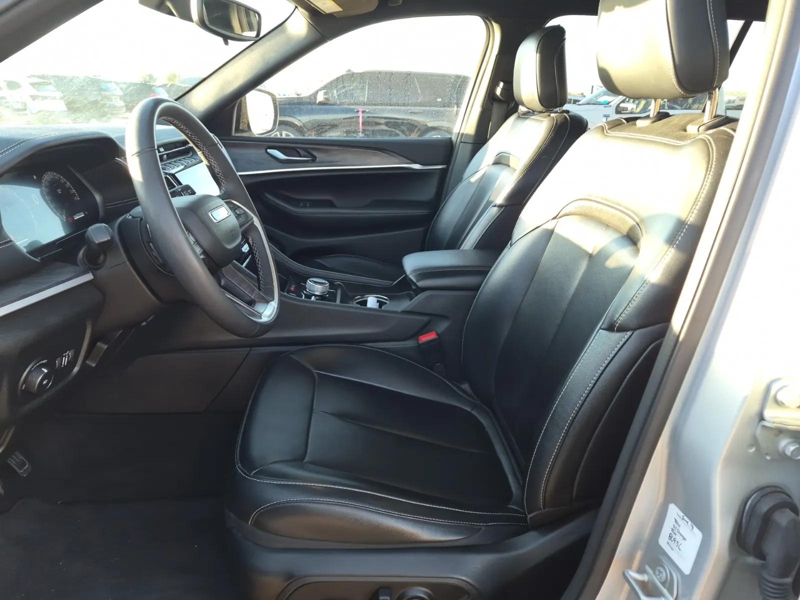 Front Interior Photo