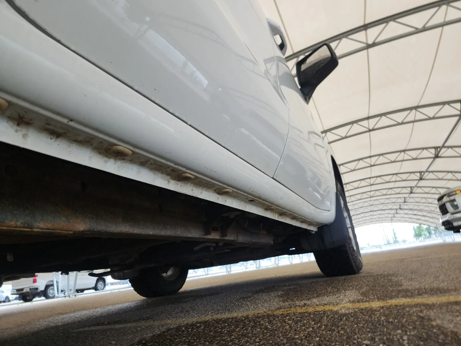 Undercarriage - Passenger Photo