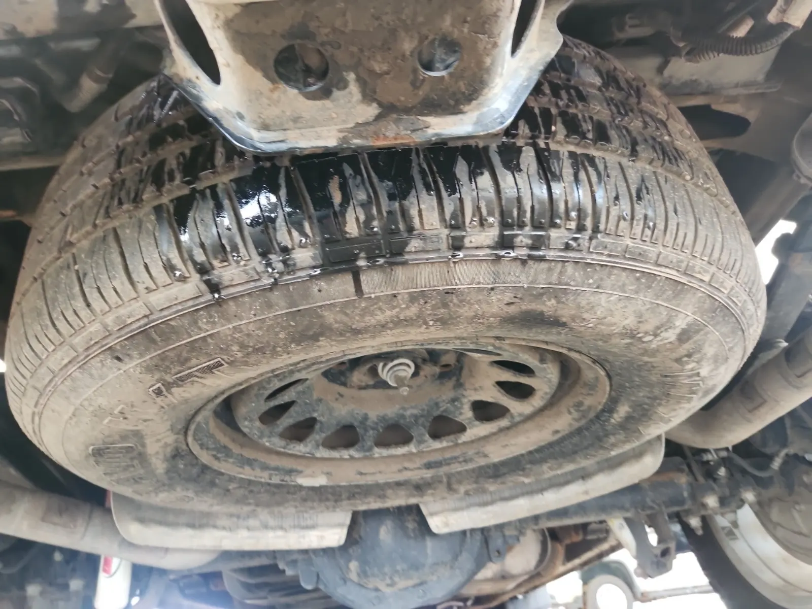 Spare Tire & Wheel Photo