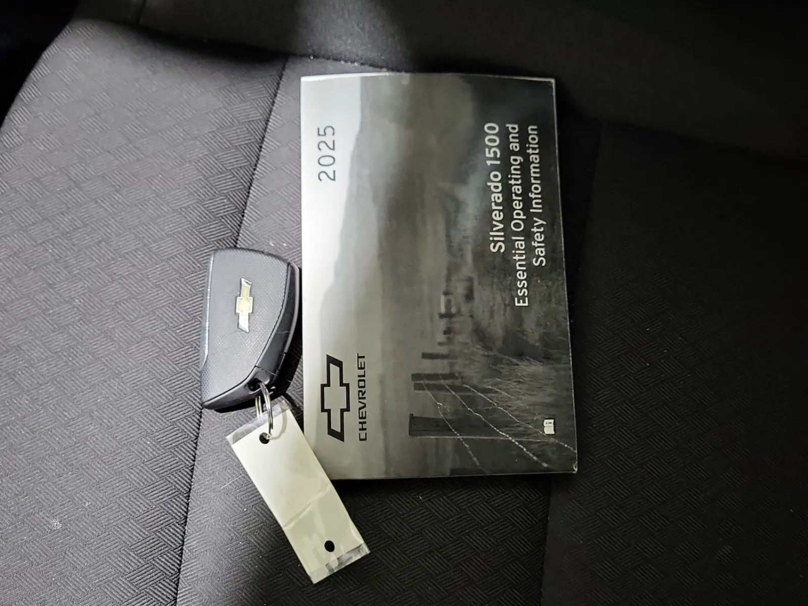 Keys/Fobs/Manual Photo