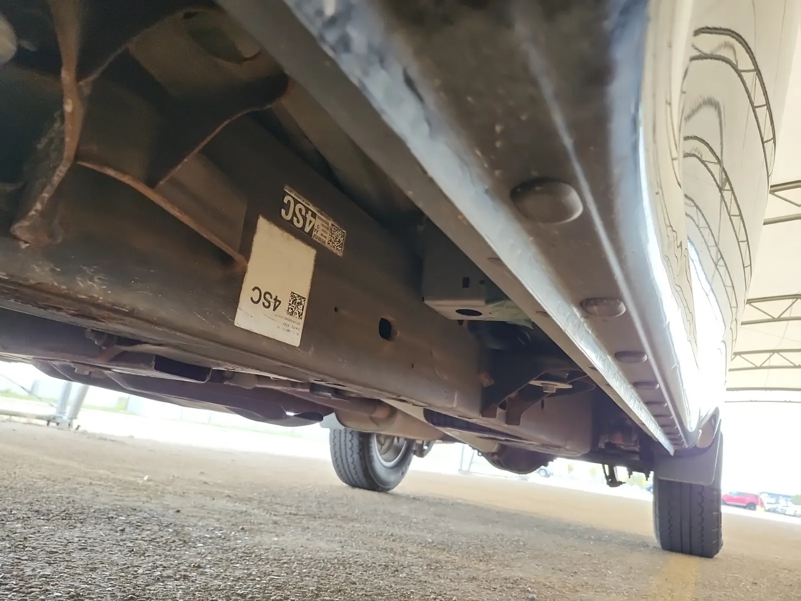 Undercarriage - Driver Photo