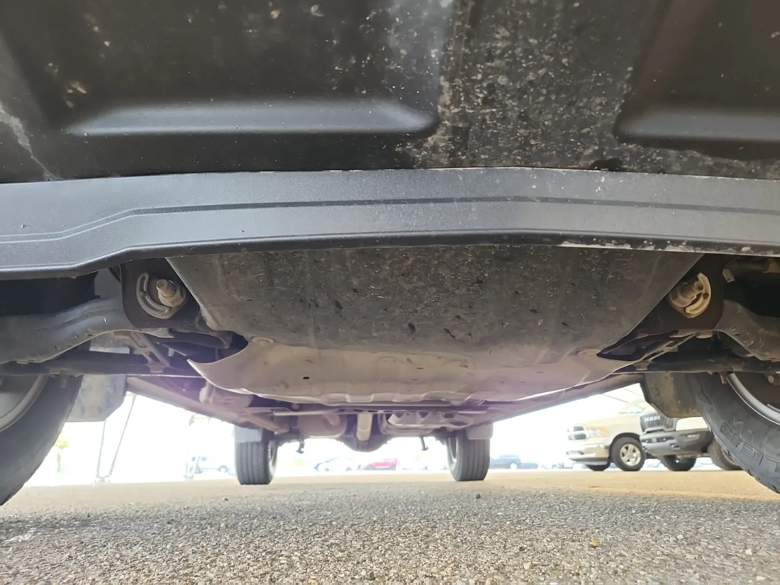 Undercarriage - Front Photo