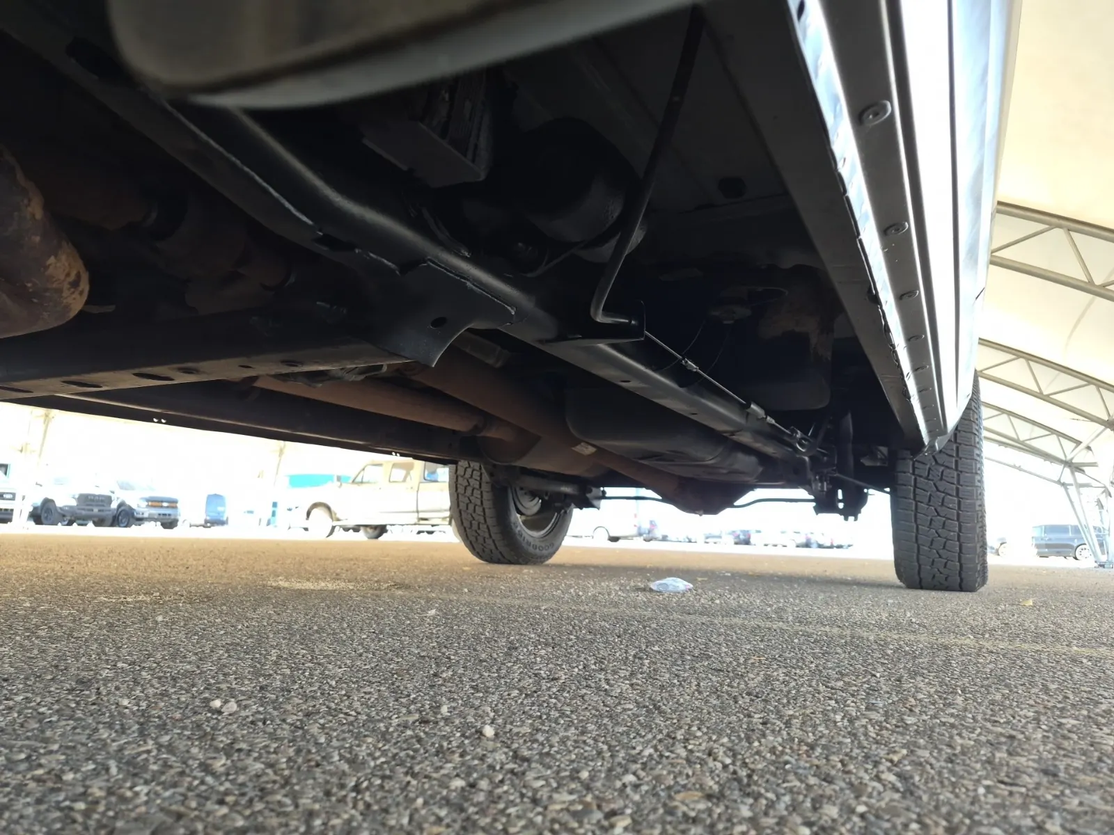Undercarriage - Driver Photo