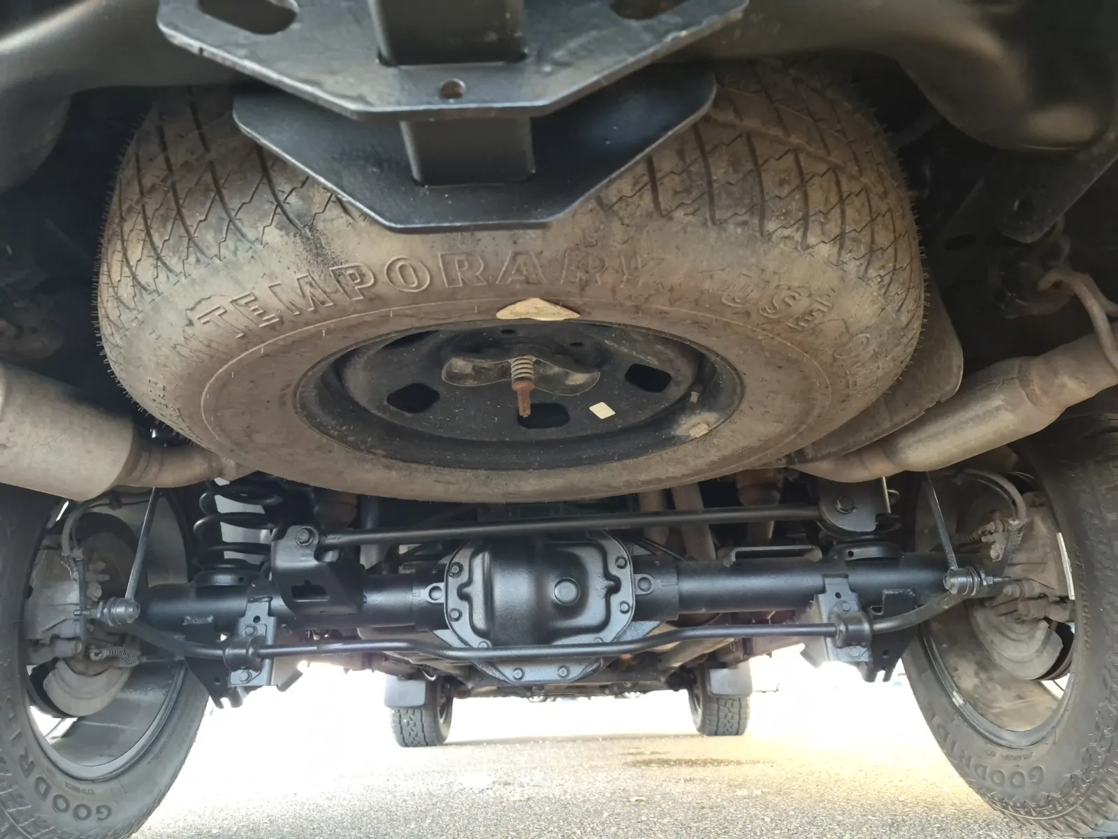 Spare Tire & Wheel Photo