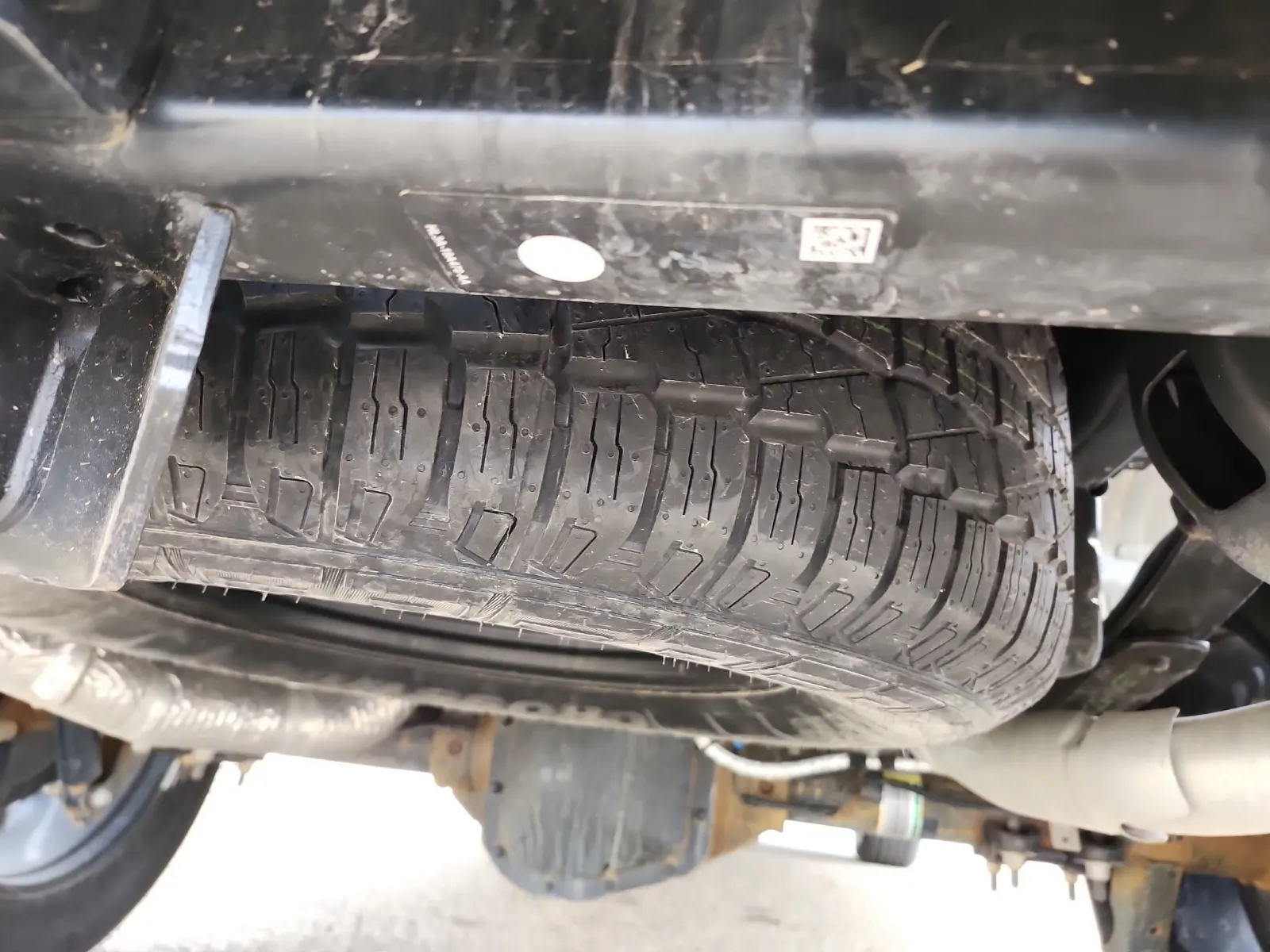 Spare Tire & Wheel Photo