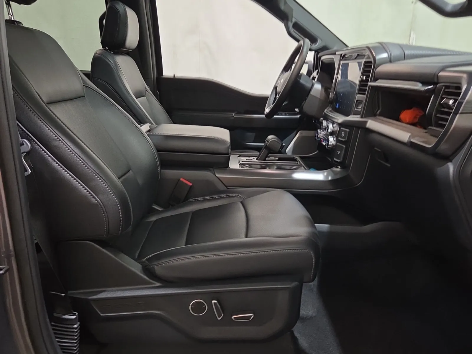 Right Side Interior Photo