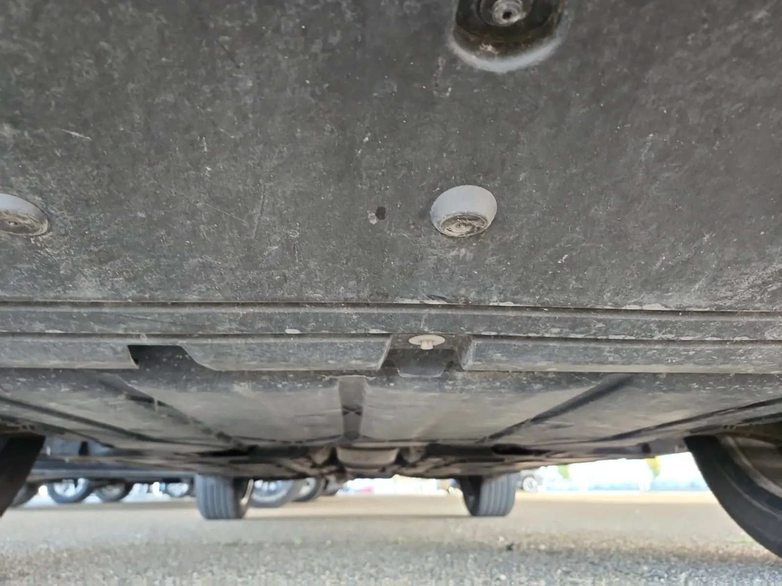 Undercarriage - Front Photo