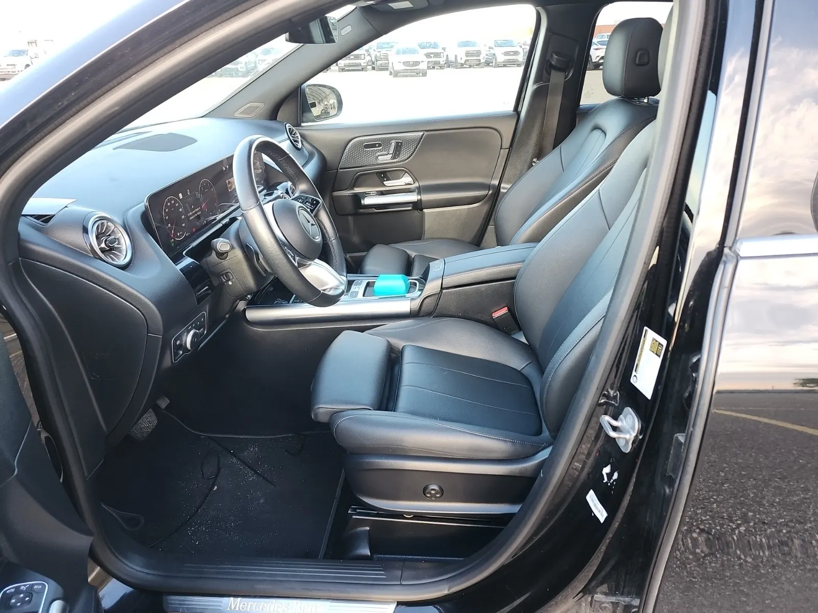 Front Interior Photo