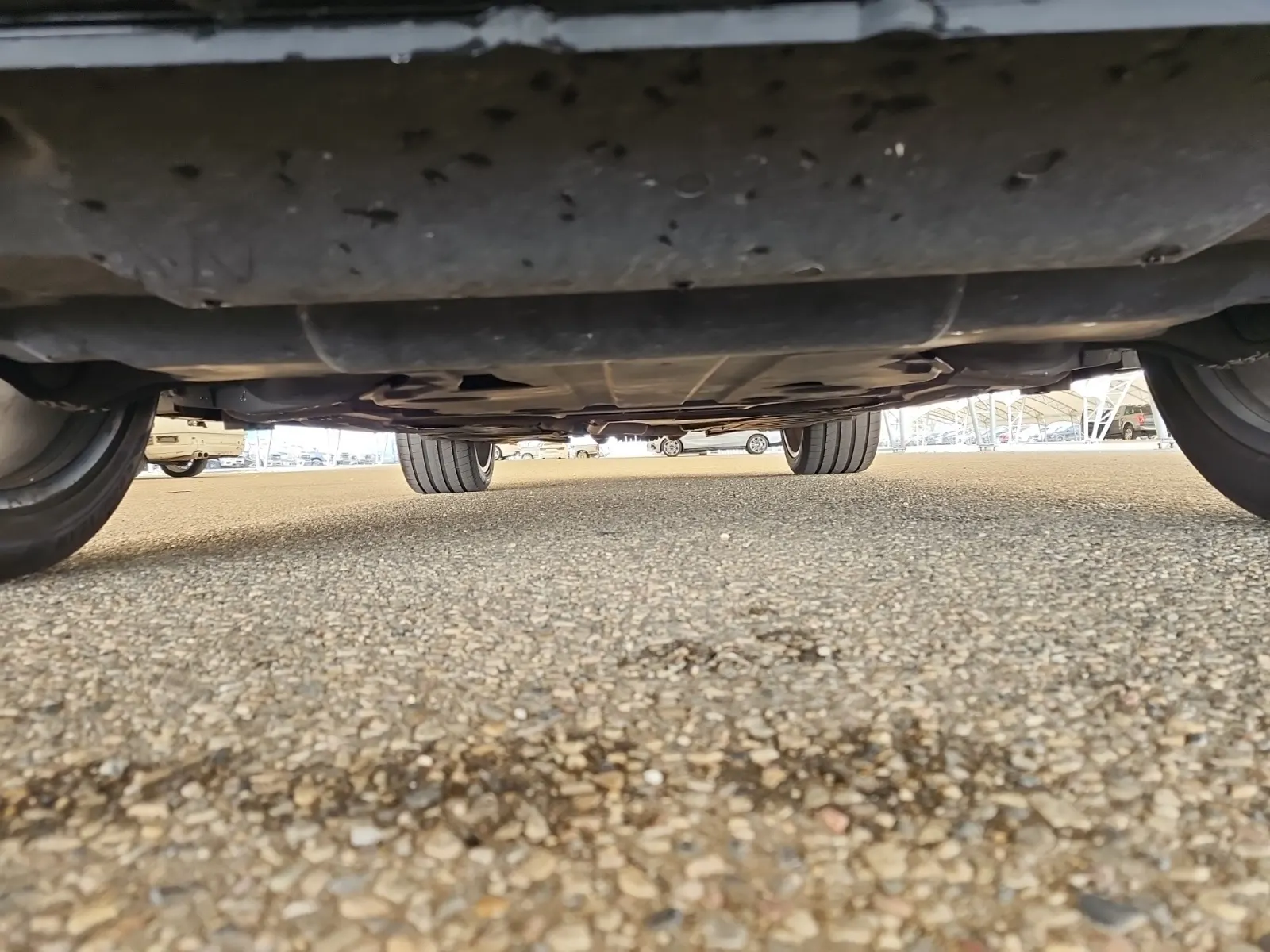 Undercarriage - Front Photo