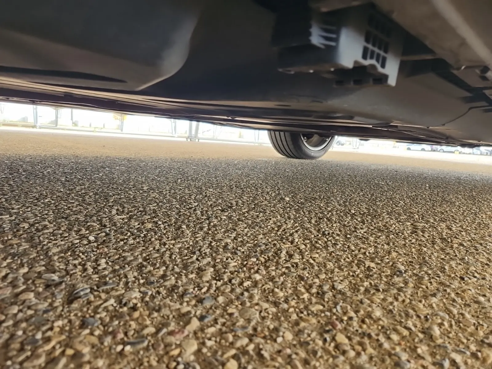 Undercarriage - Passenger Photo