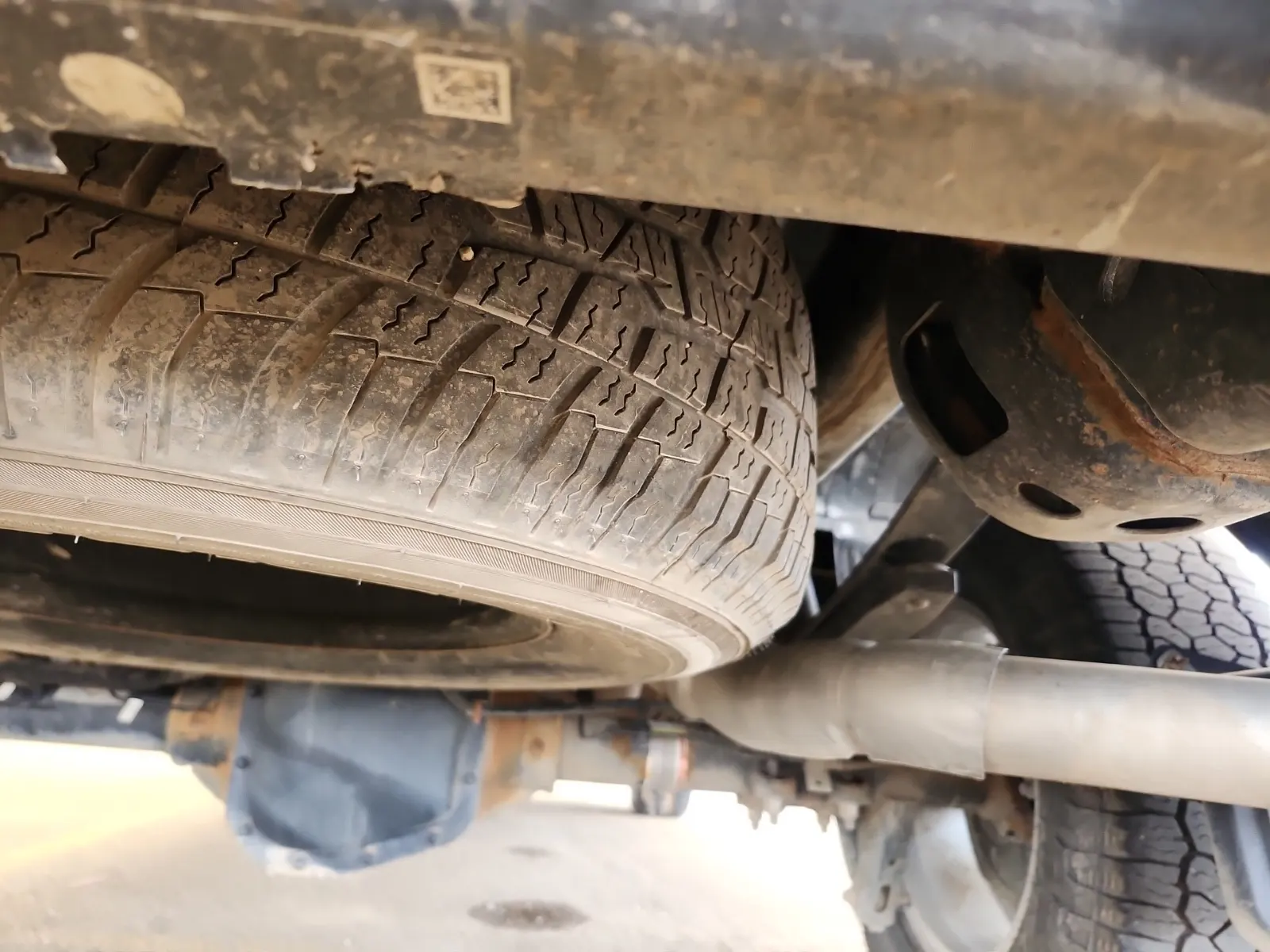 Spare Tire & Wheel Photo