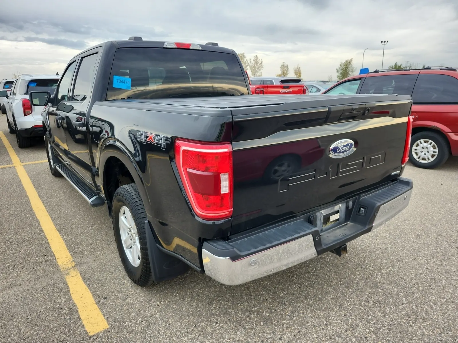 Driver Rear 3/4 Photo