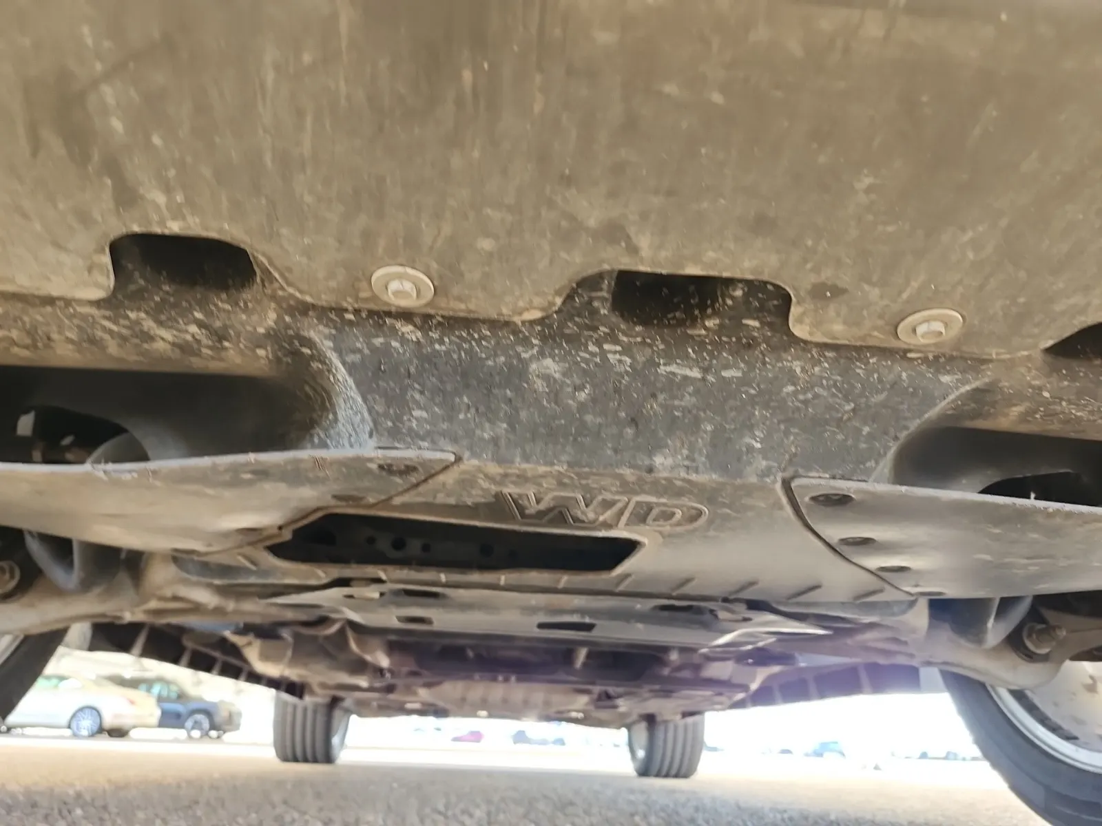 Undercarriage - Front Photo