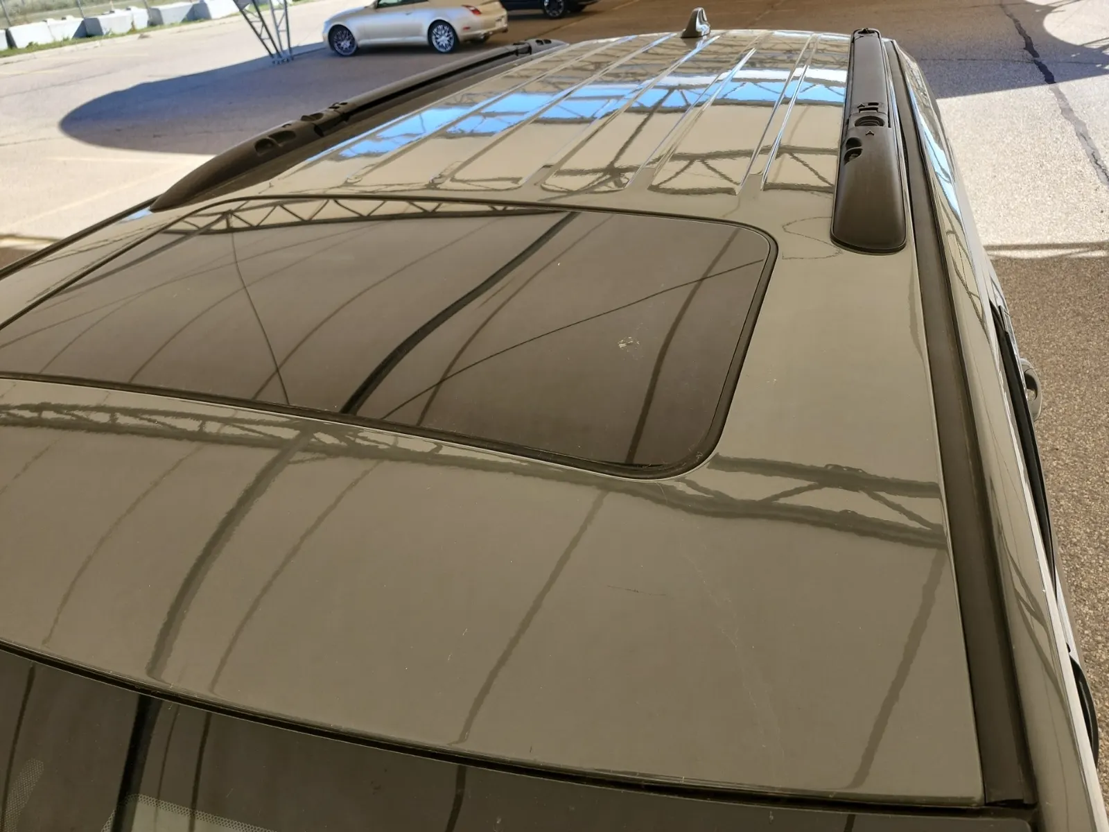 Exterior Roof Photo