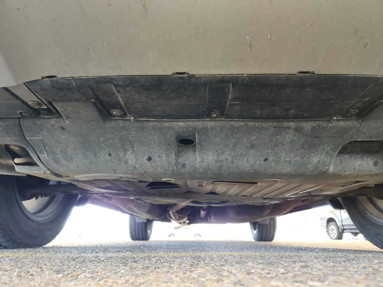 Undercarriage - Front Photo