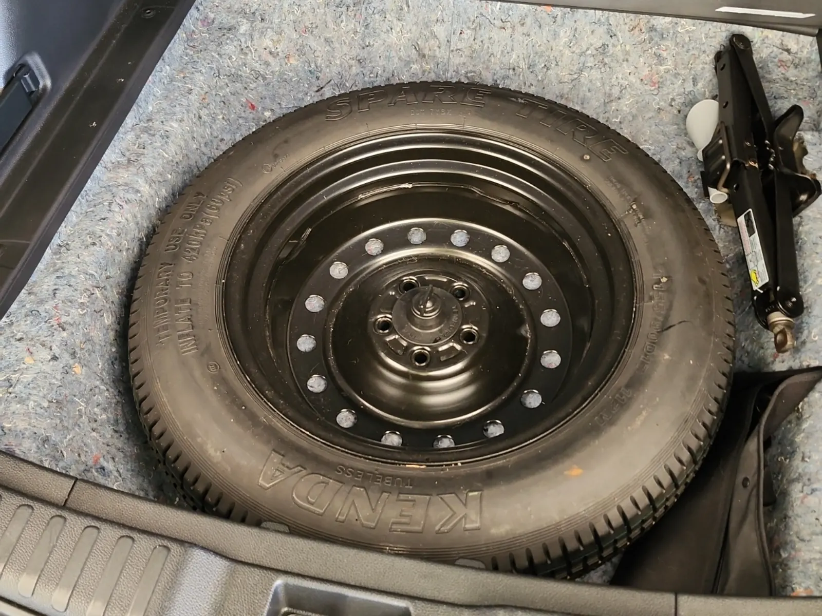 Spare Tire & Wheel Photo