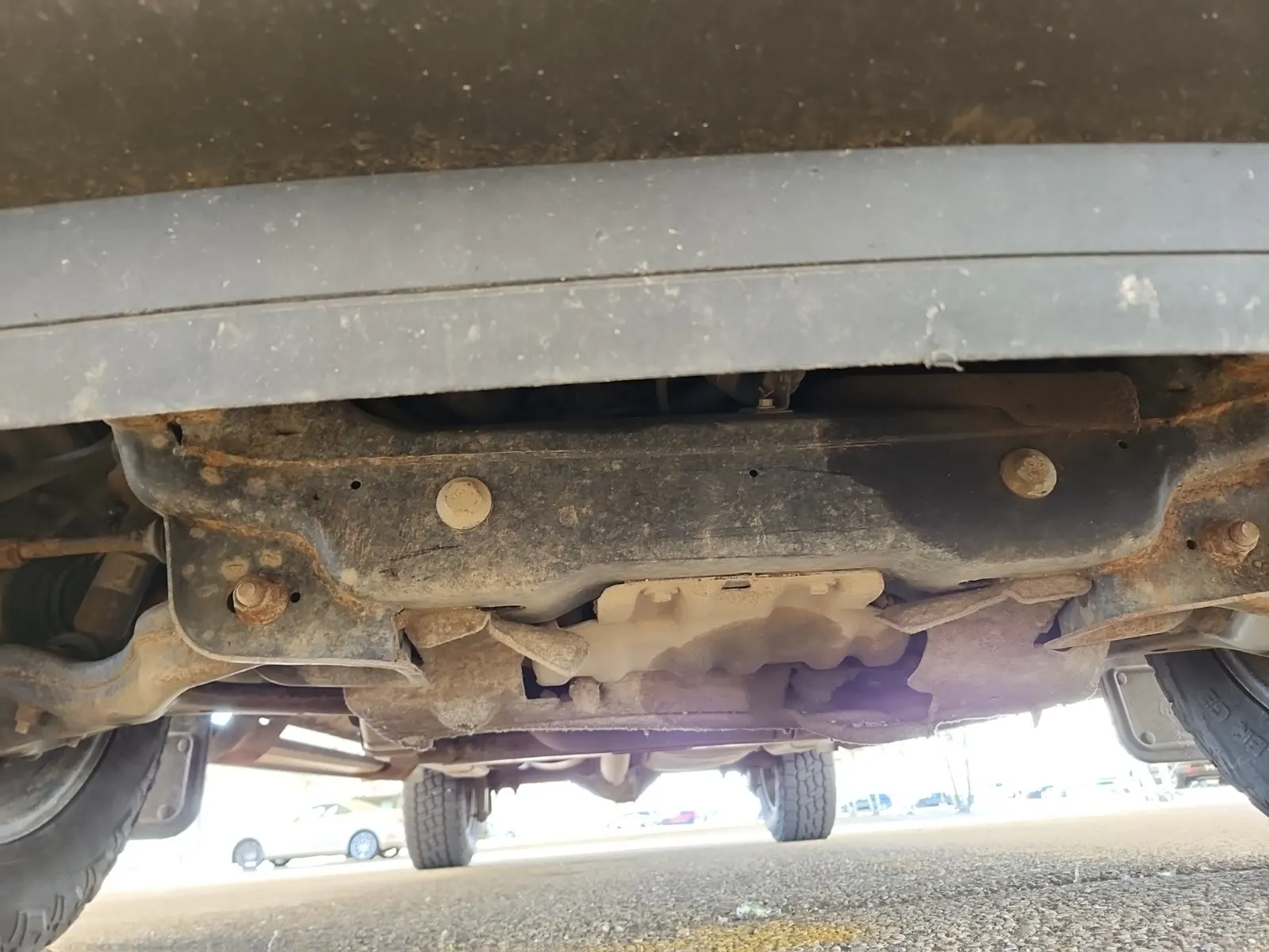 Undercarriage - Front Photo