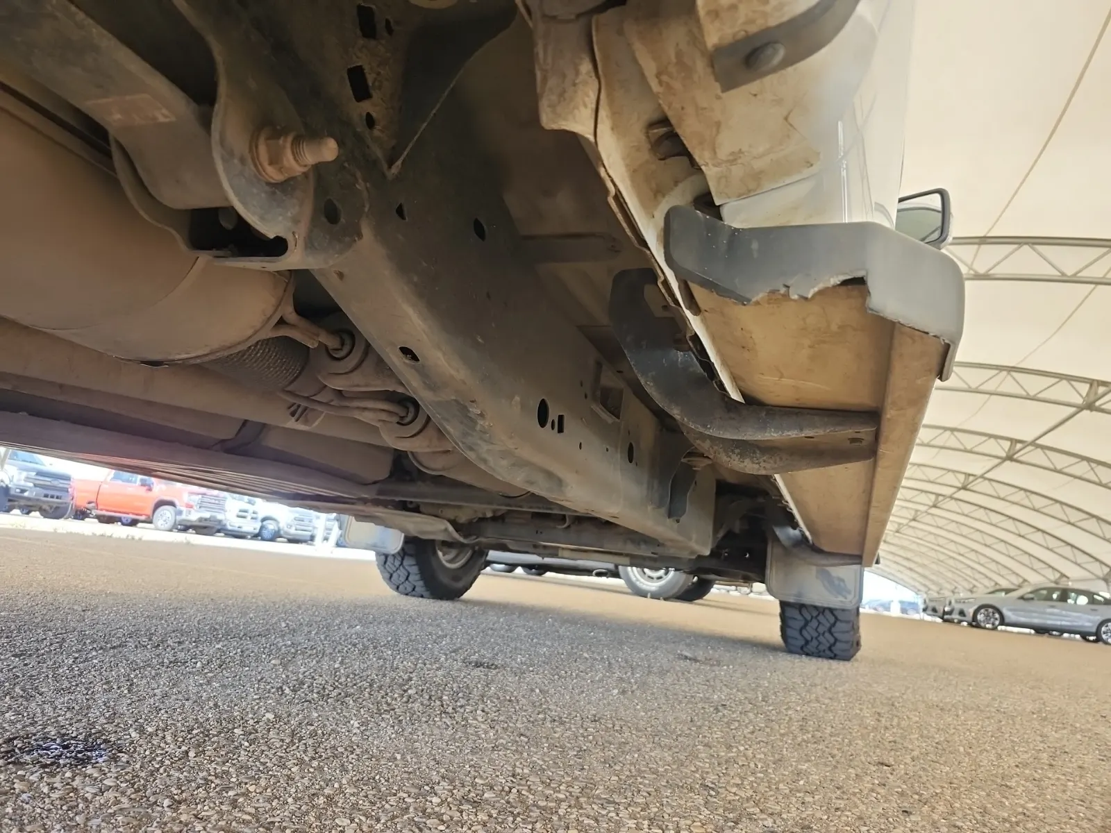 Undercarriage - Passenger Photo