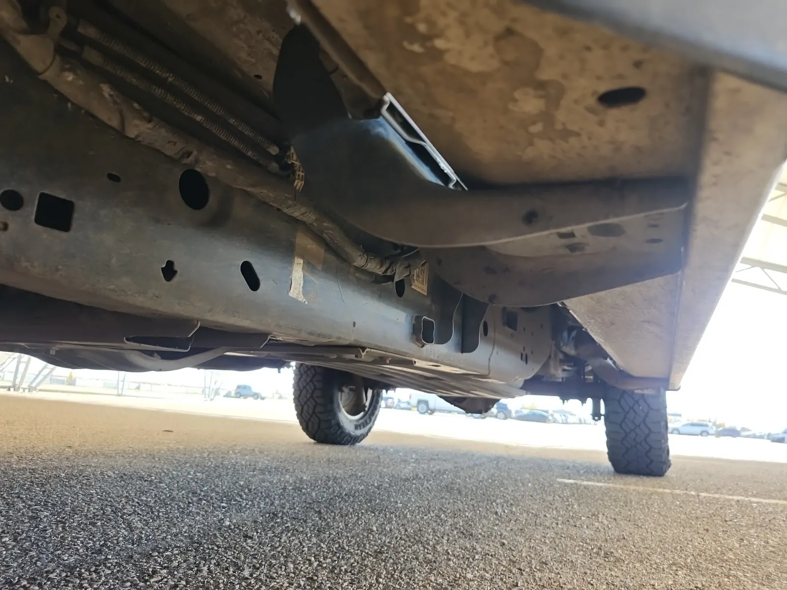 Undercarriage - Driver Photo