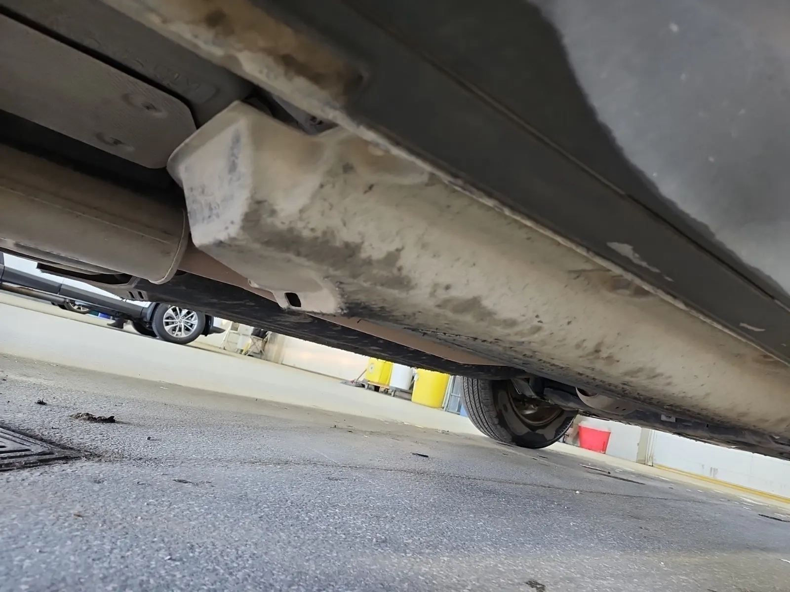 Undercarriage - Passenger Photo