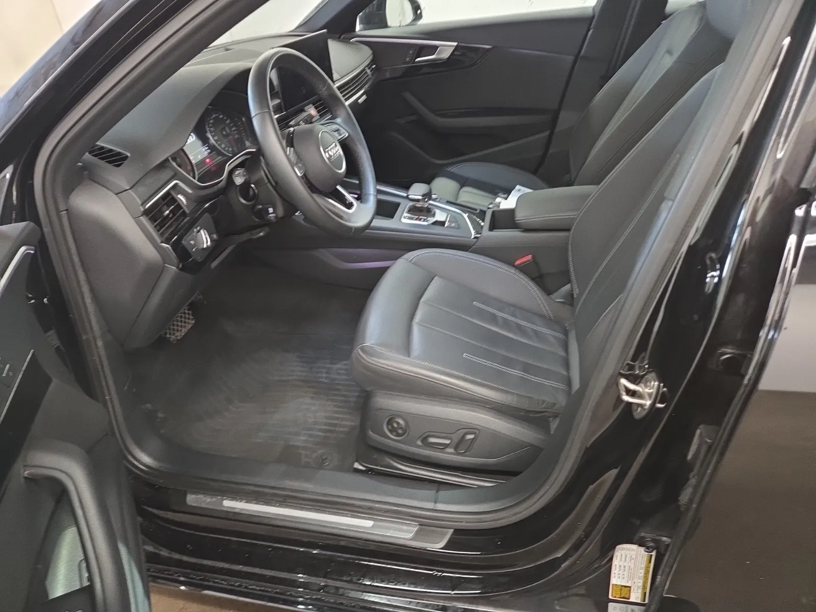 Front Interior Photo
