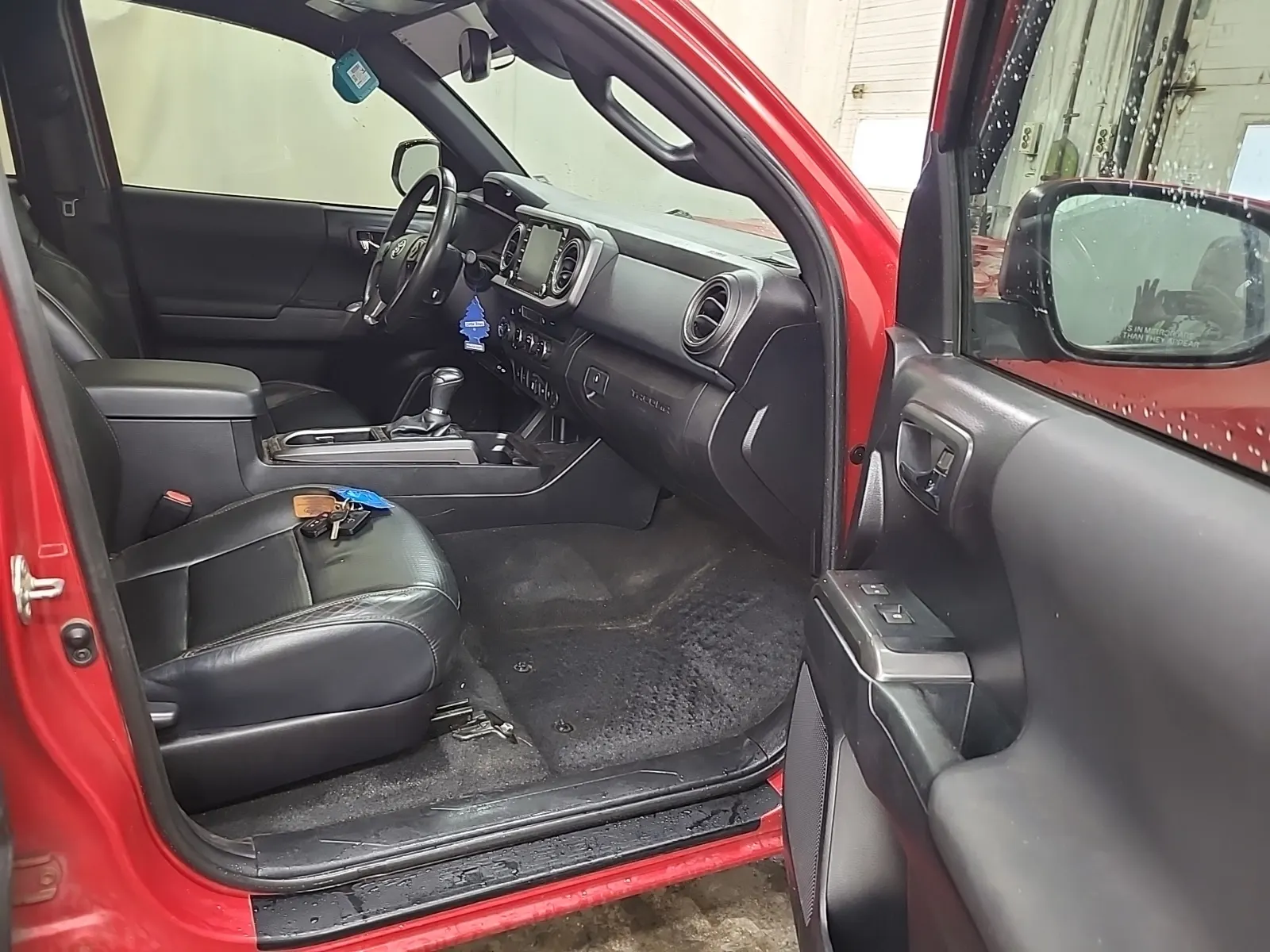 Right Side Interior Photo