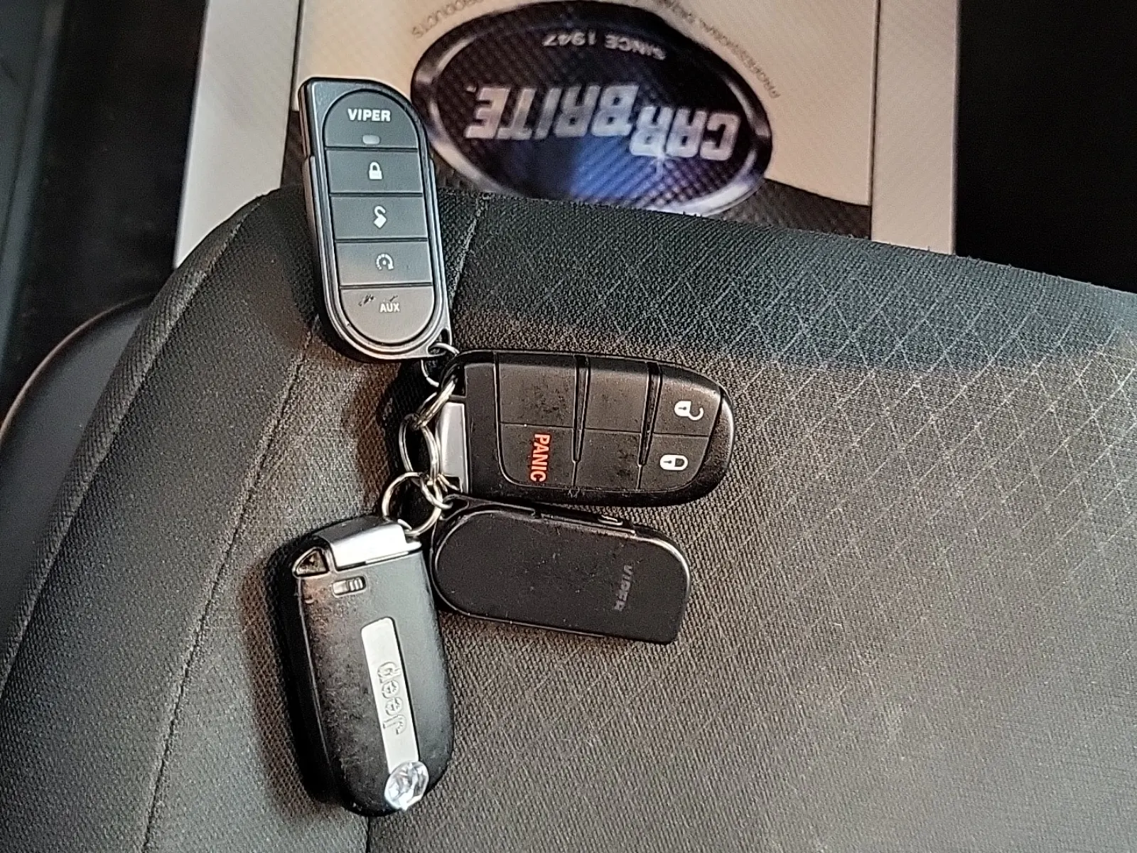Keys/Fobs/Manual Photo
