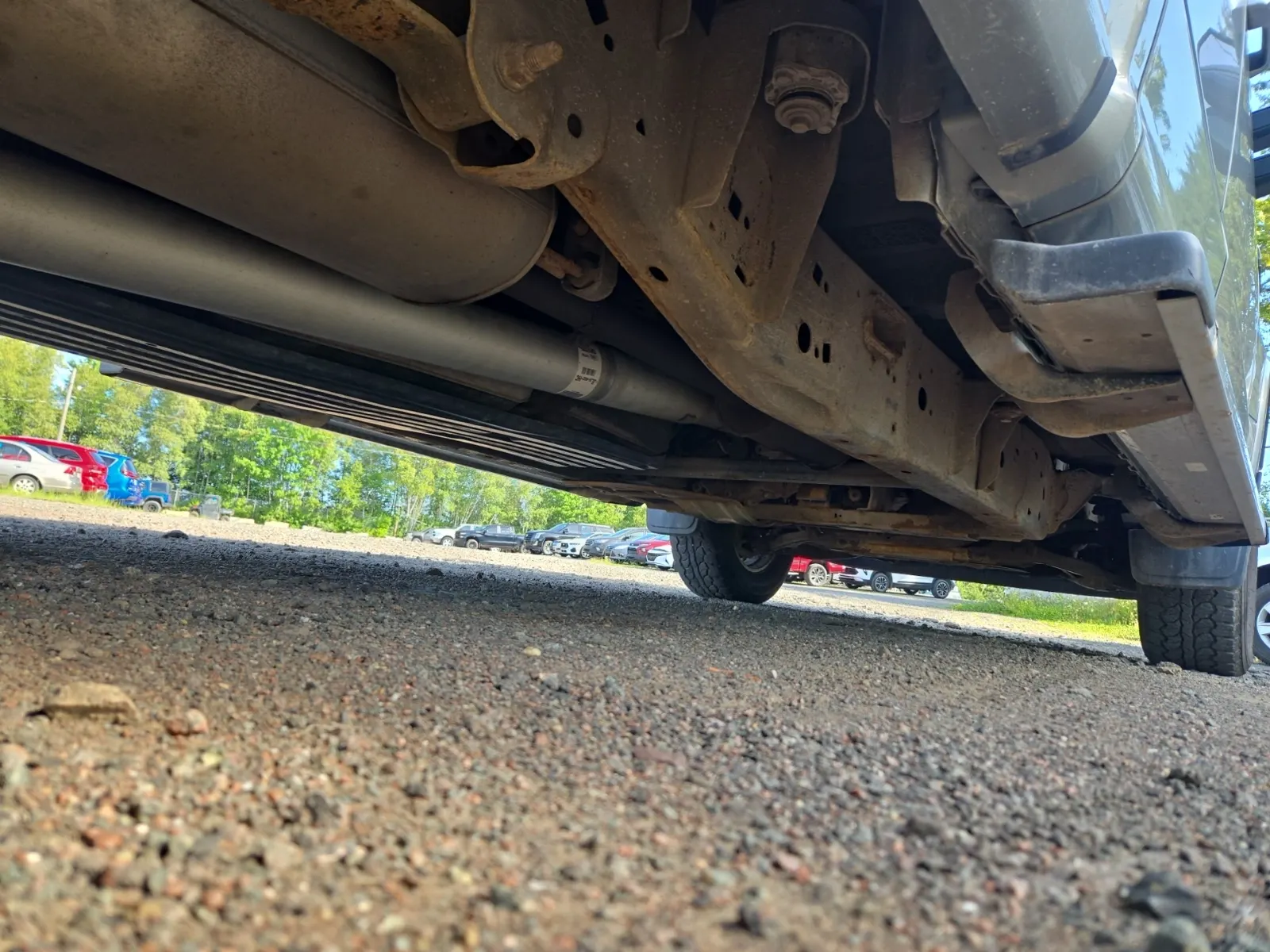 Undercarriage - Passenger Photo
