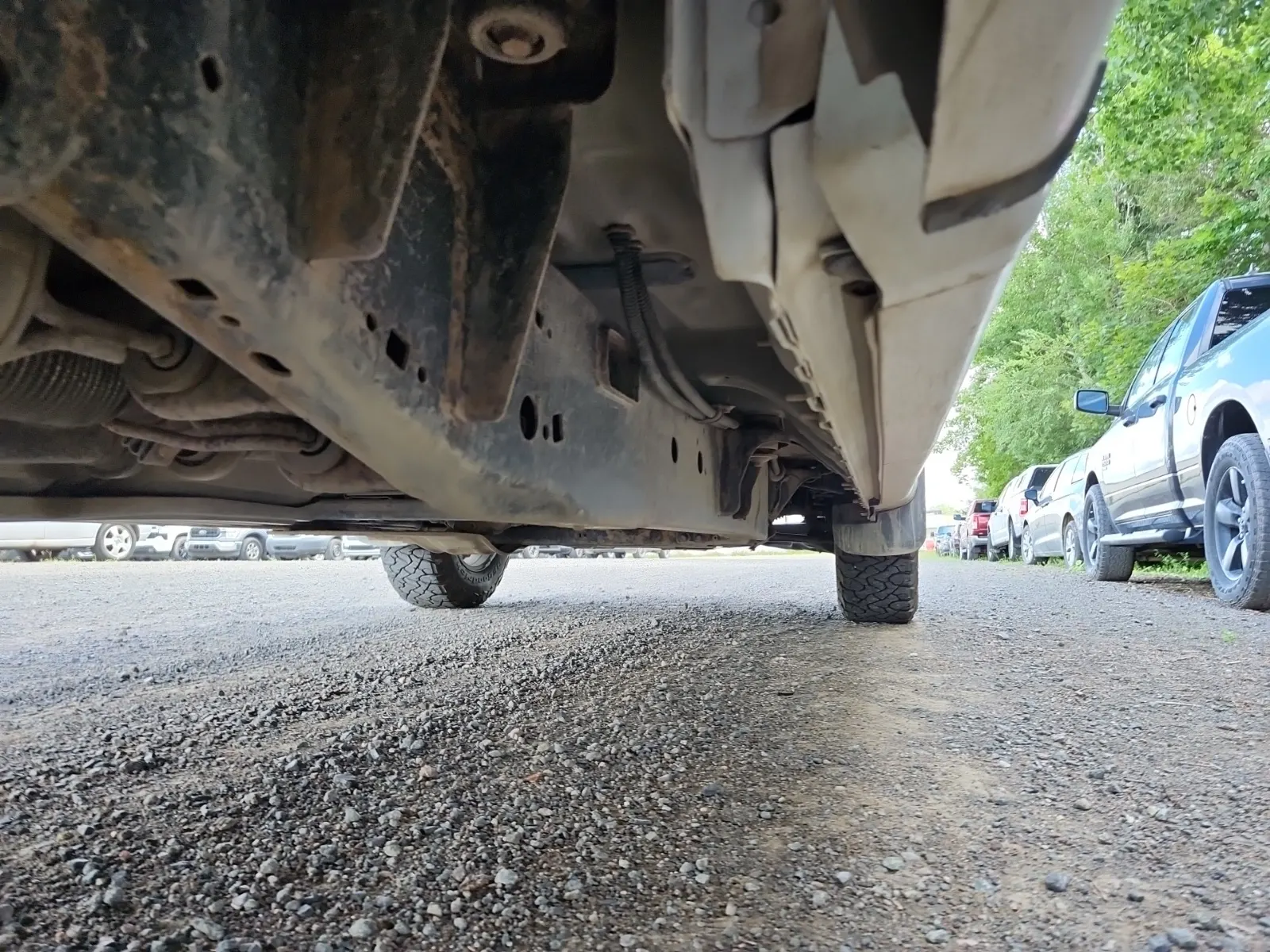 Undercarriage - Passenger Photo
