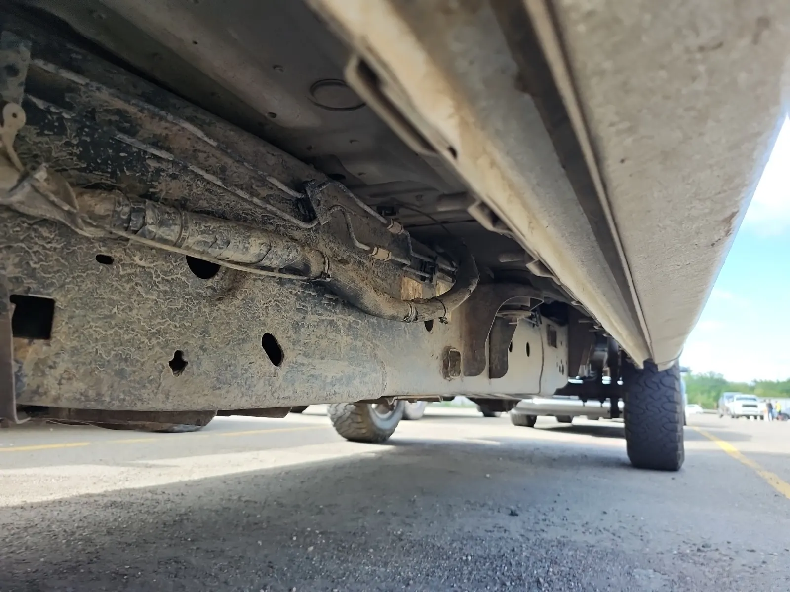 Undercarriage - Driver Photo