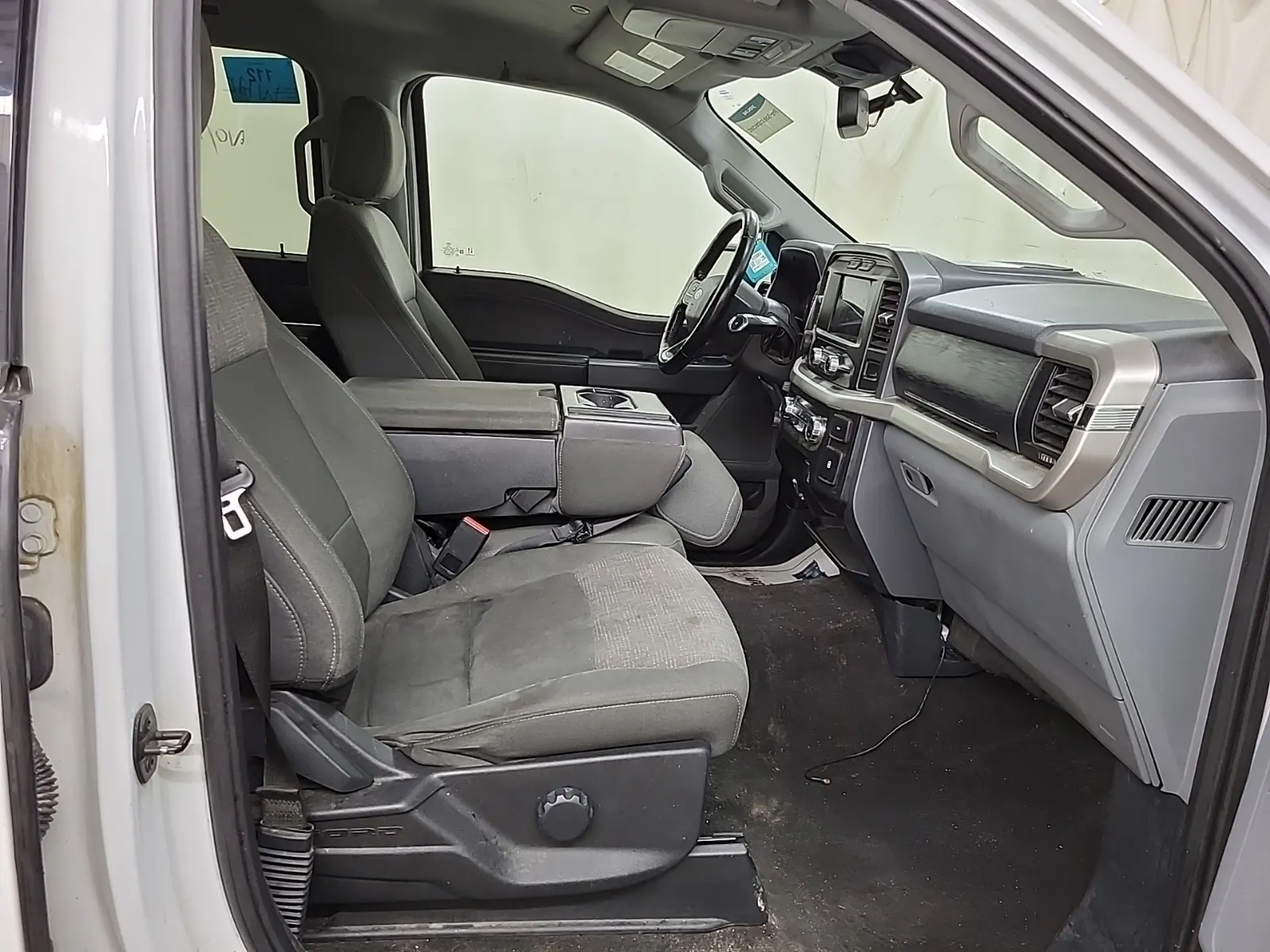 Right Side Interior Photo