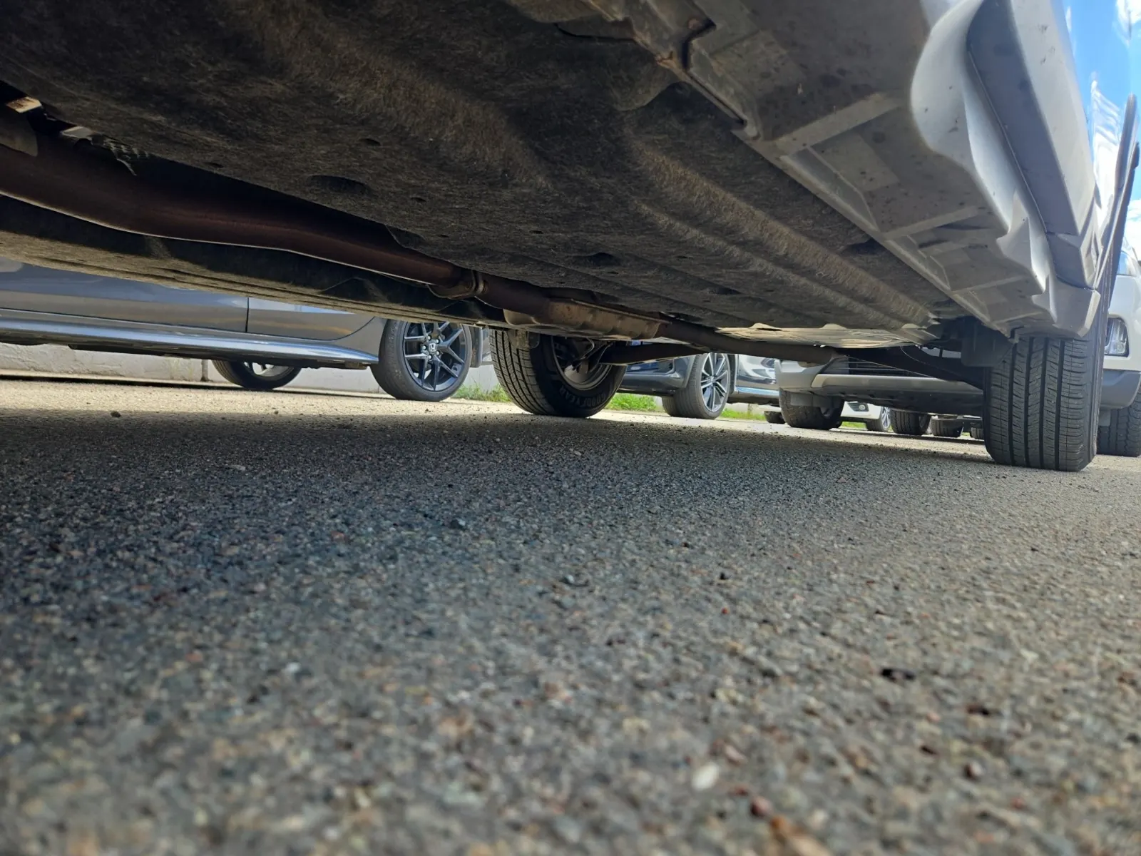 Undercarriage - Driver Photo