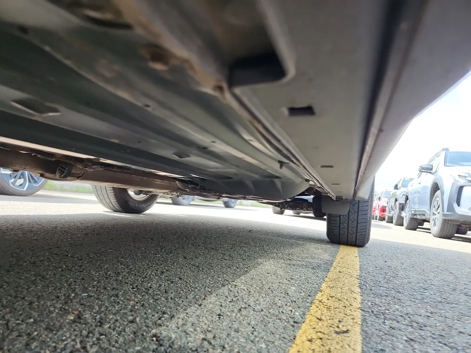 Undercarriage - Driver Photo