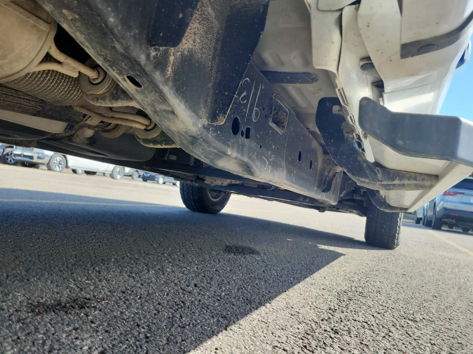 Undercarriage - Passenger Photo