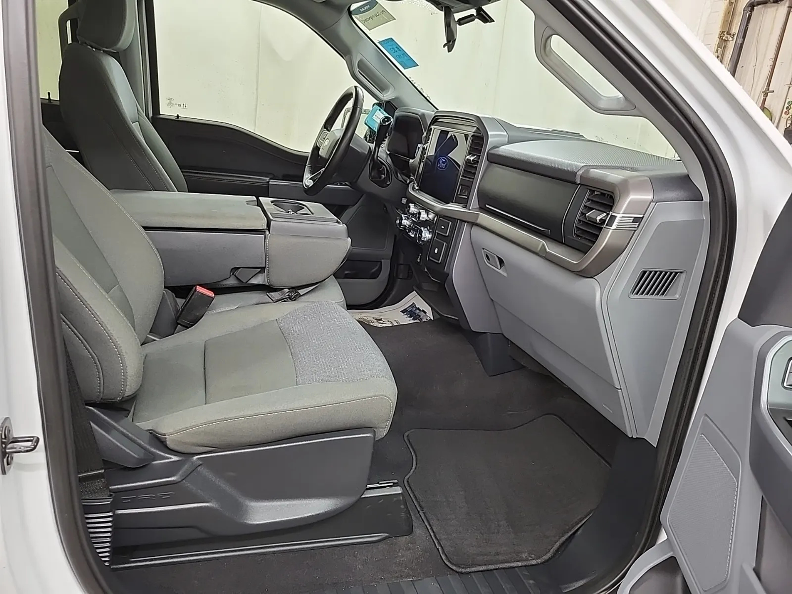 Right Side Interior Photo