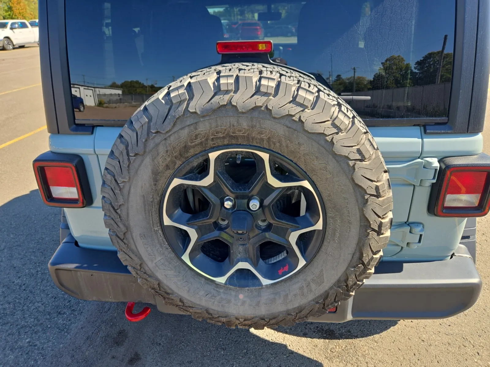 Spare Tire & Wheel Photo